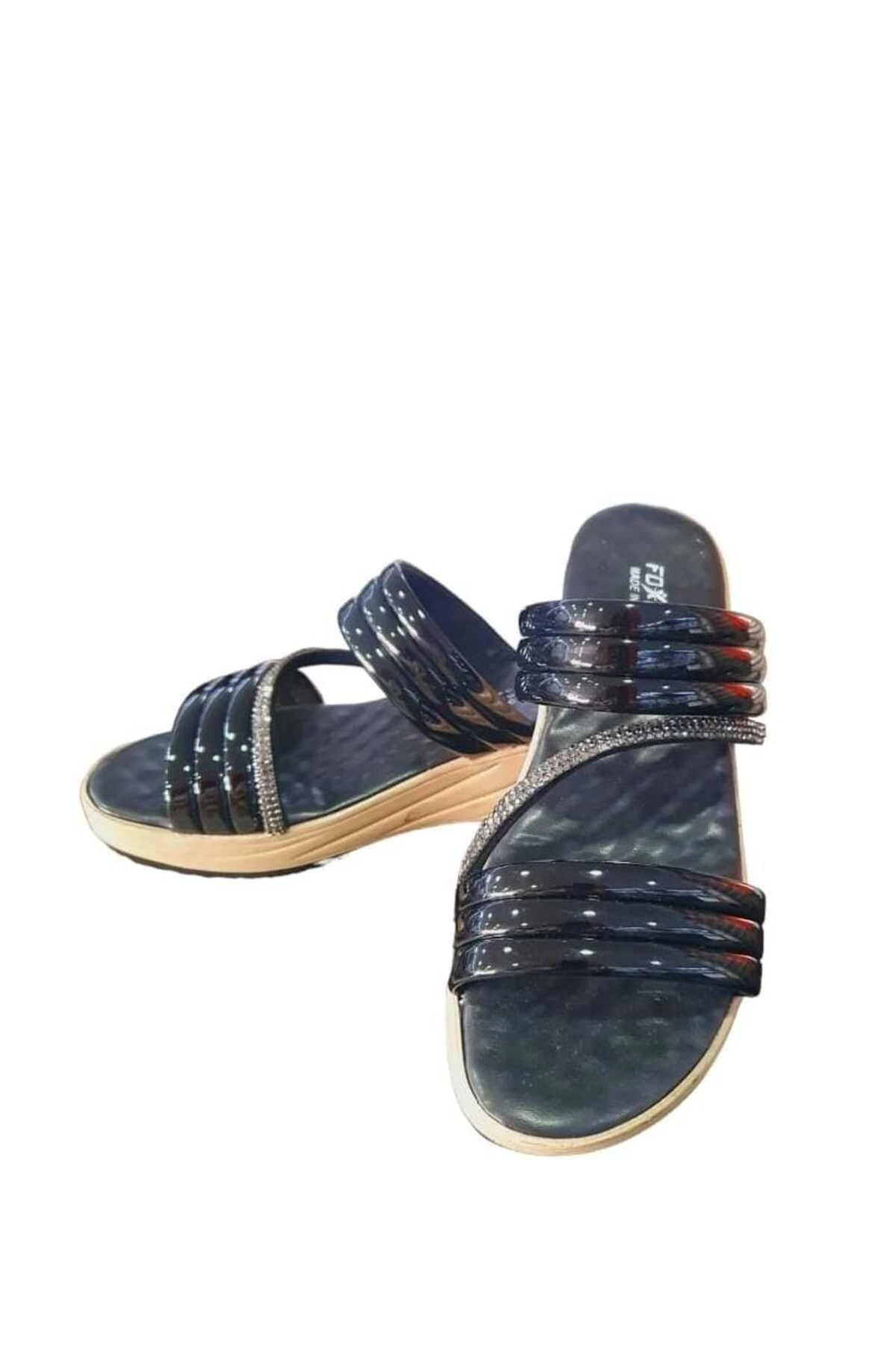 Parlak Yüksek taban taşli detaylı Terlik sandalet