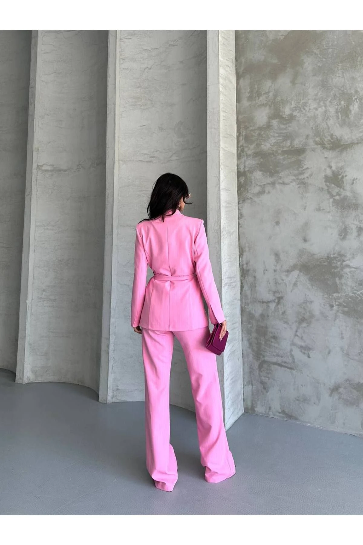 Pembe Kuşaklı Çizgili Ceket Pantolon Takım elbise