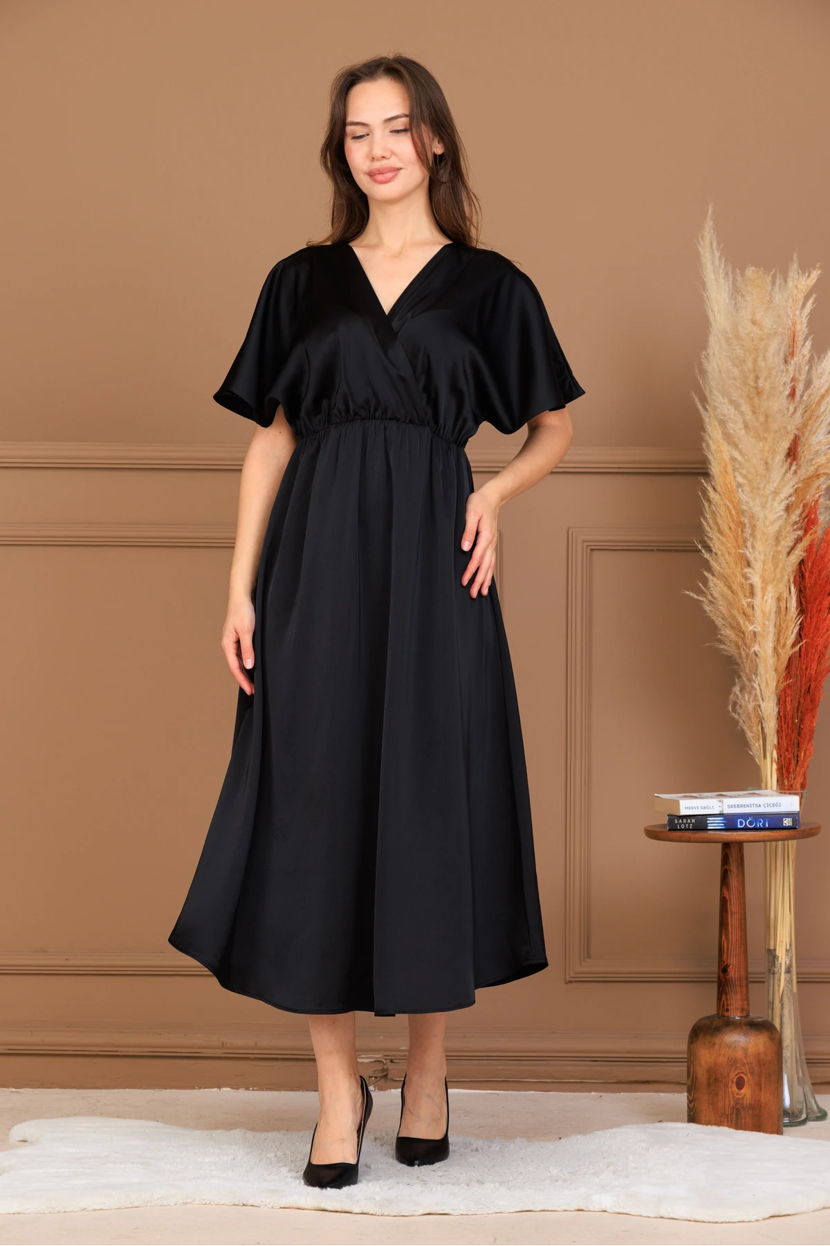 Saten Siyah Elbise