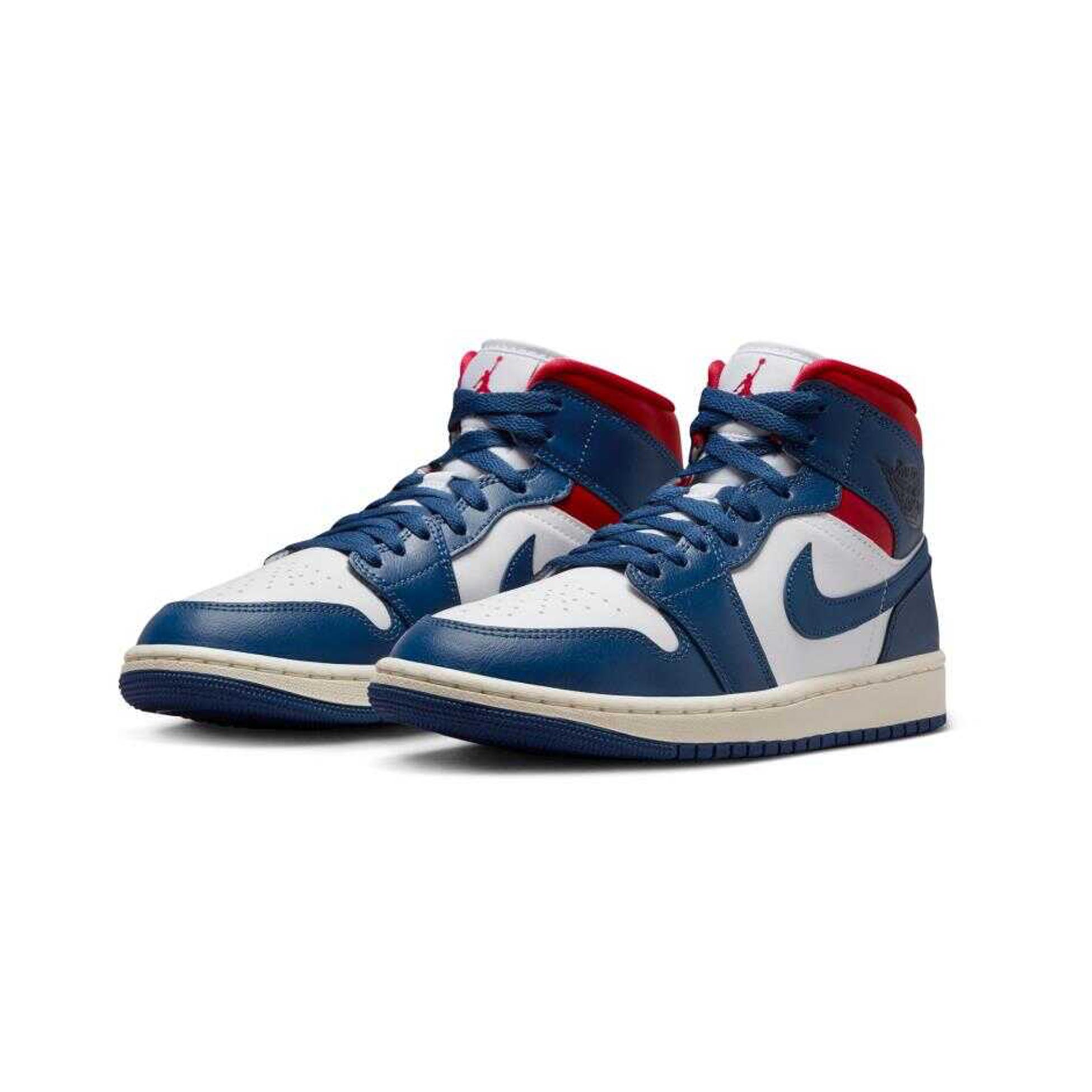 Air Jordan 1 Mid Sneaker