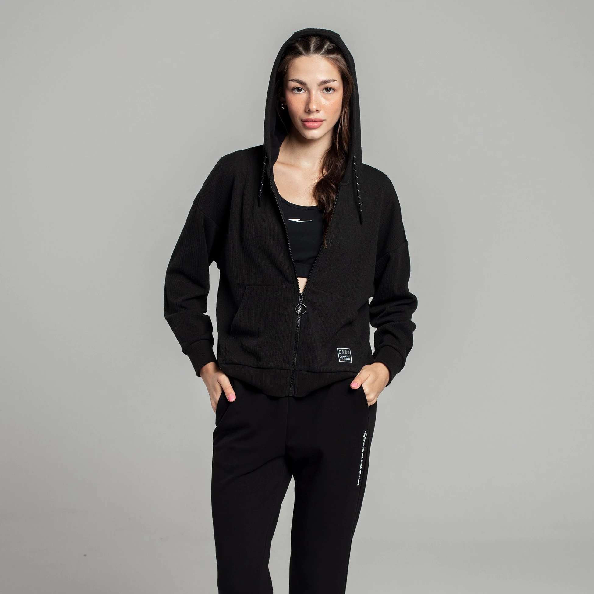 Kadın Kapişonlu Rüzgarlık