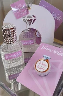 Team Bride Hediye Seti | Pudra Kolonyası & Özel Kutusunda Nemlendirici Krem