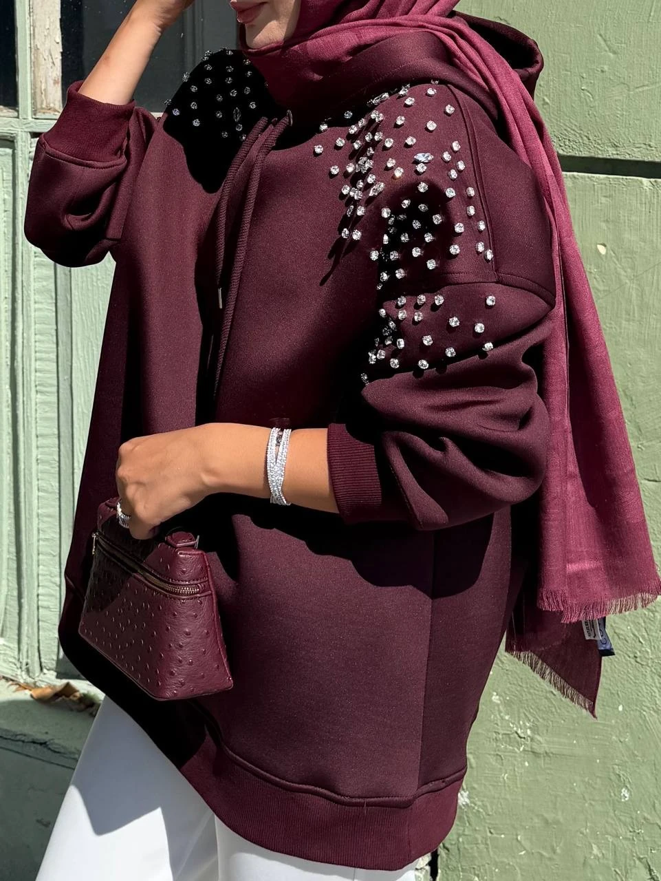 Taş Detaylı Kapişonlu Mabel Scuba Sweat Bordo