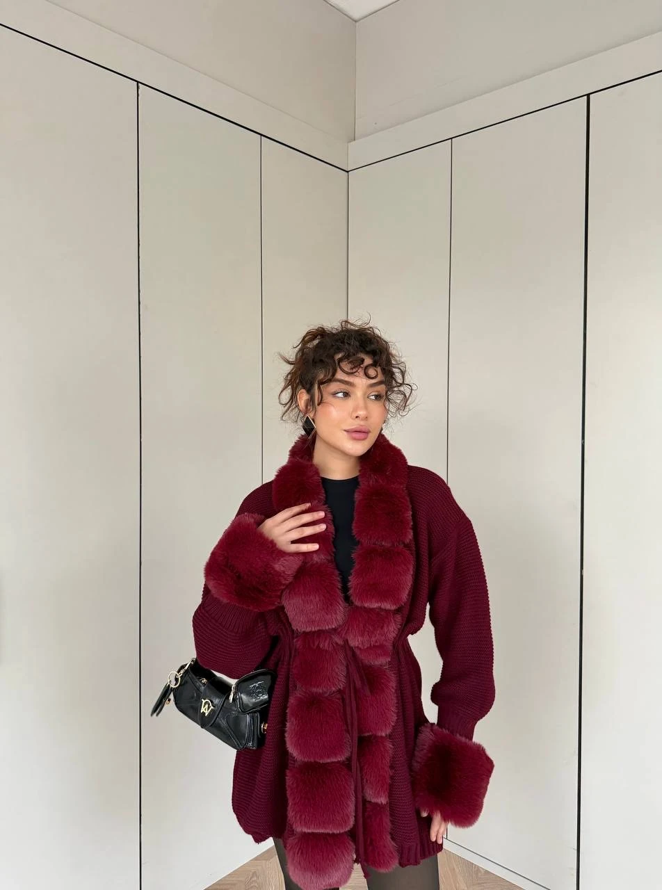 PERA KÜRK DETAYLI HIRKA BORDO