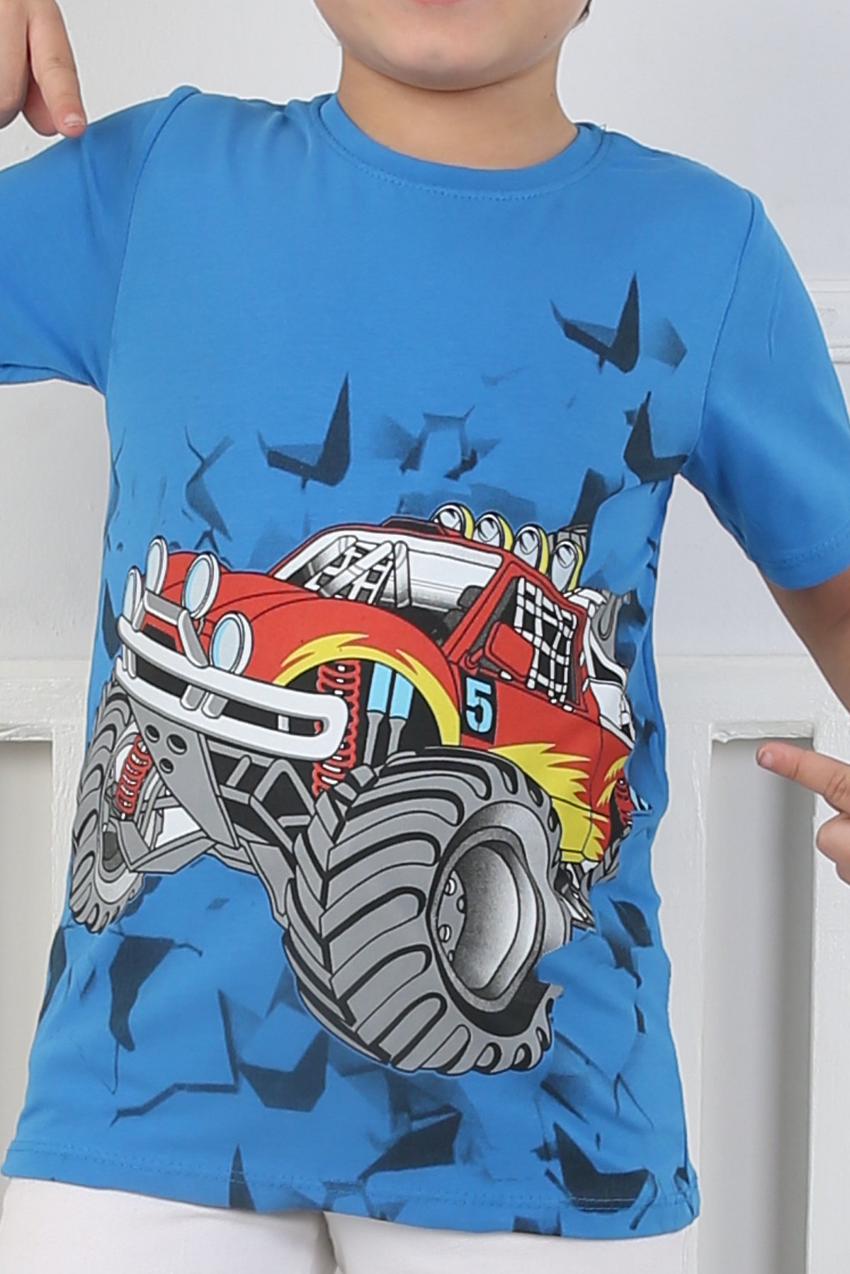Erkek Çocuk T-Shirt Arabalı