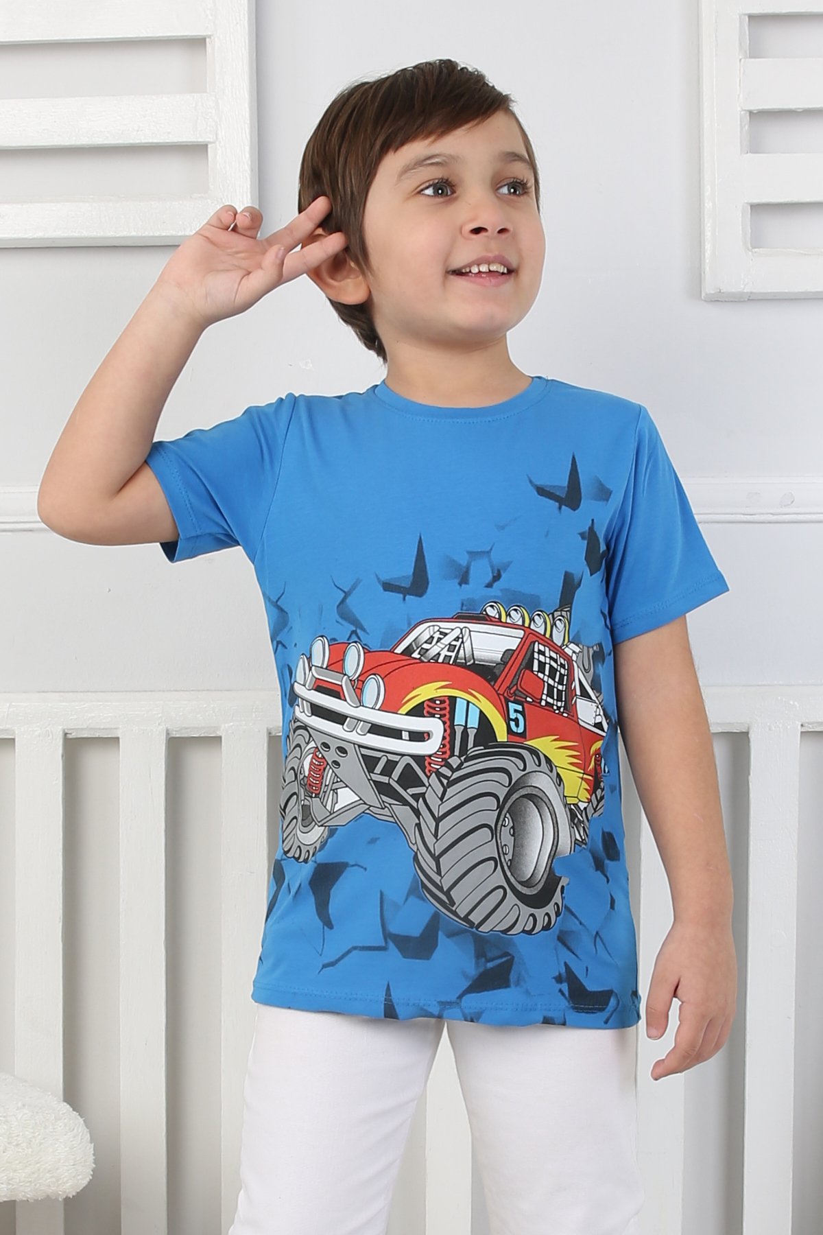 Erkek Çocuk T-Shirt Arabalı