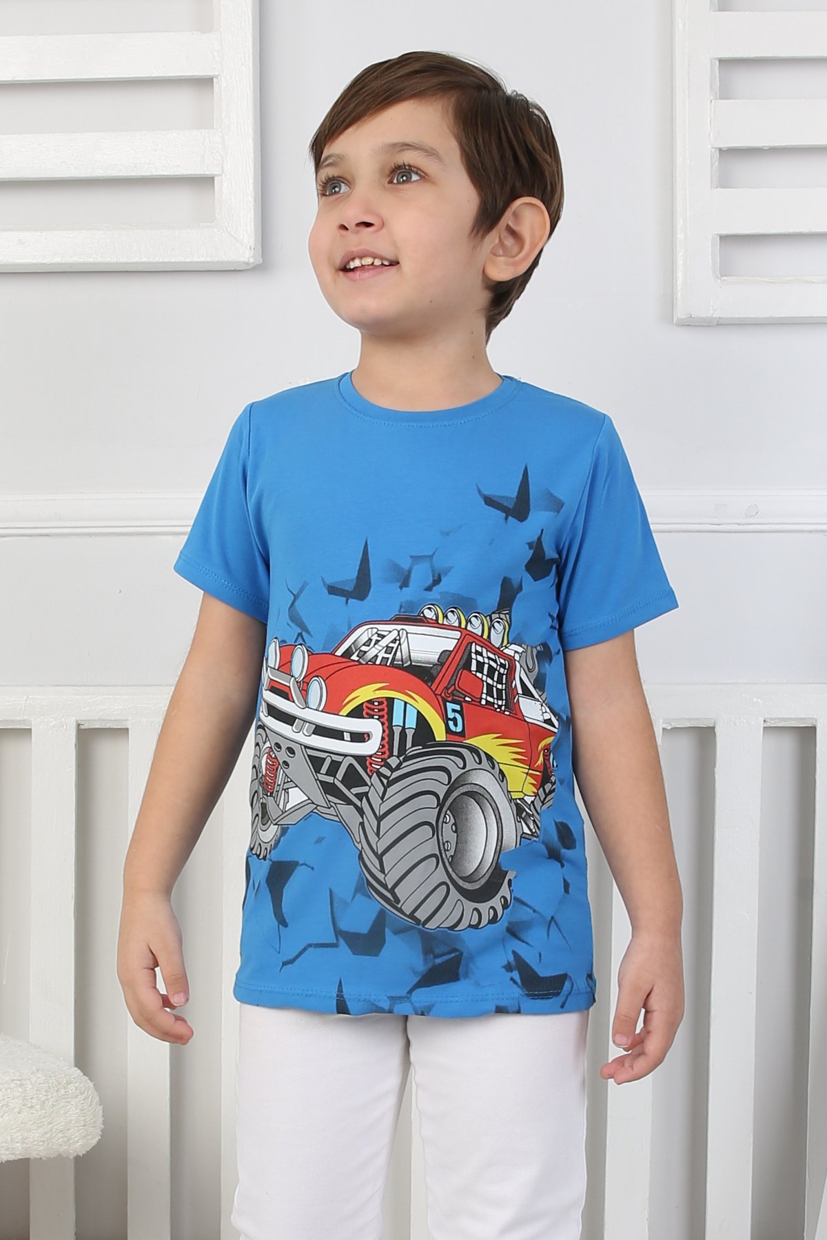 Erkek Çocuk T-Shirt Arabalı