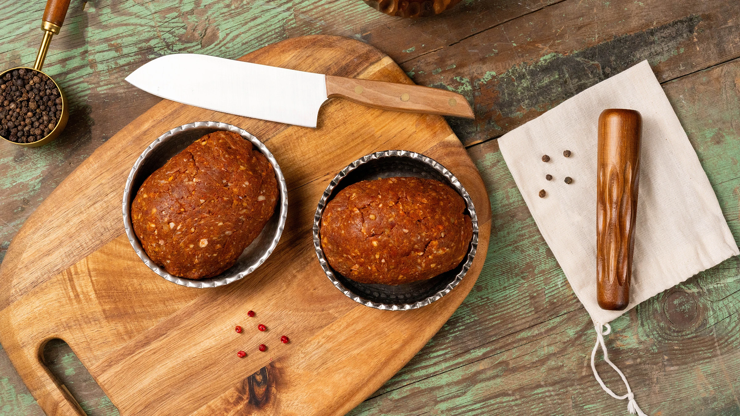 The Kasap Sucuk İçi