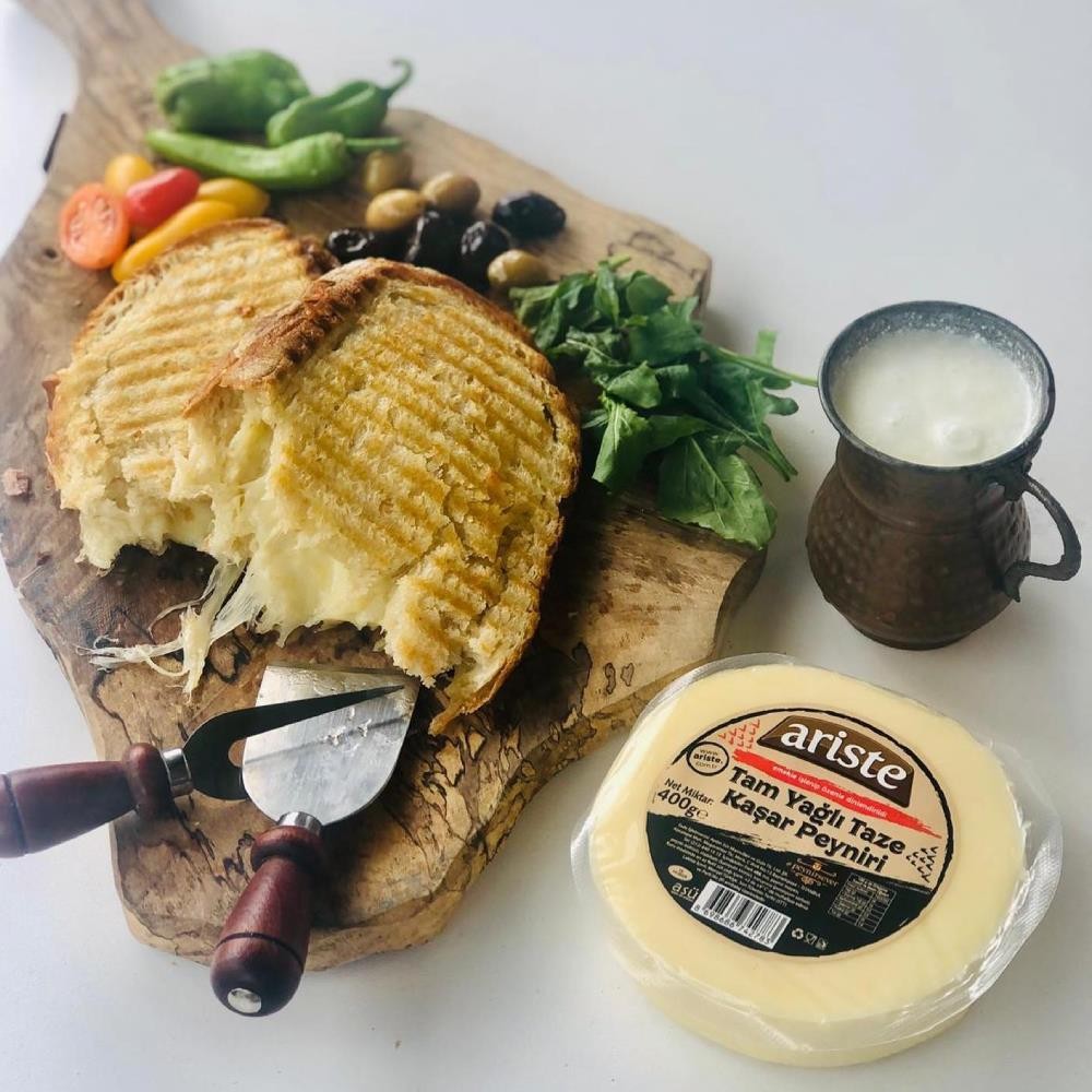 Ariste Tam Yağlı Taze Kaşar Peyniri 400 gr
