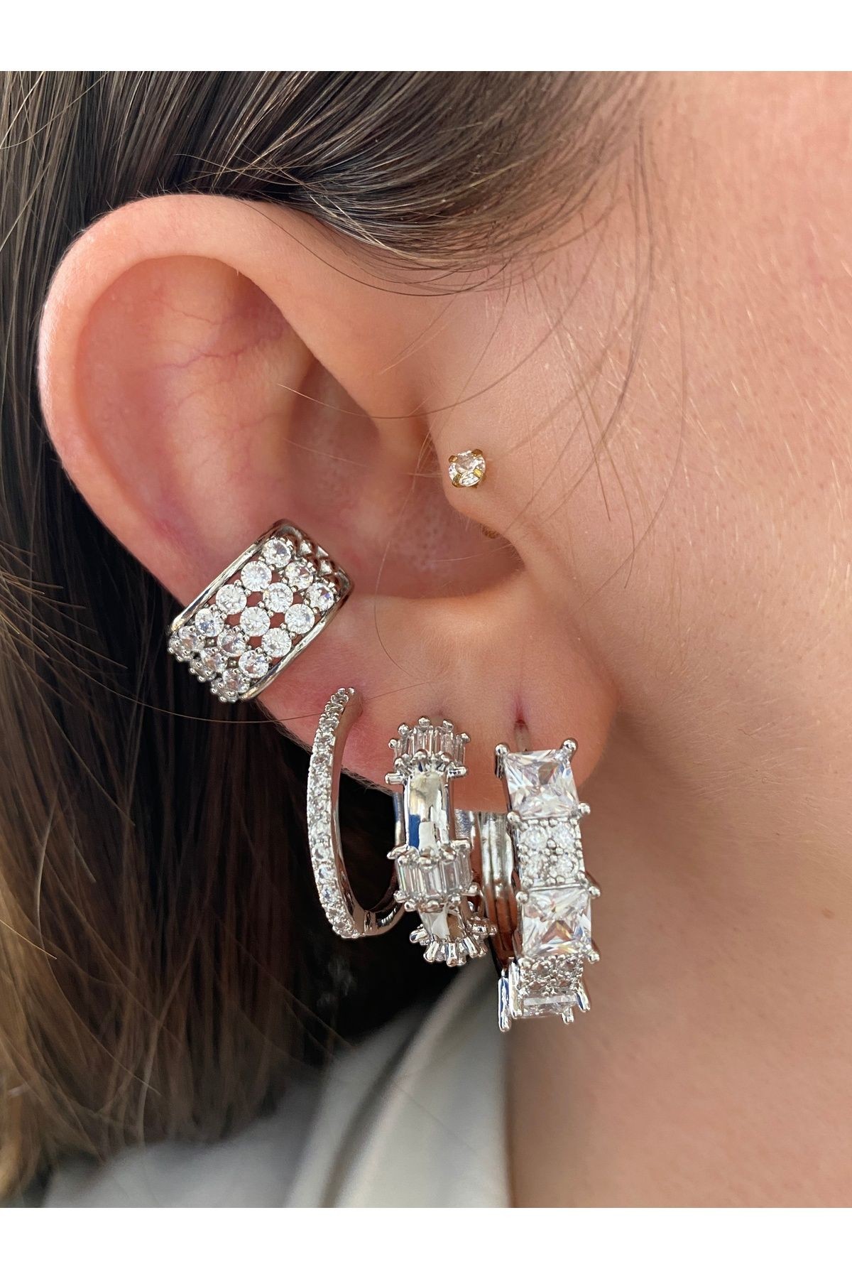 3 Sıra Yarı Zirkon Taşlı Kadın Earcuff Kıkırdak Küpe