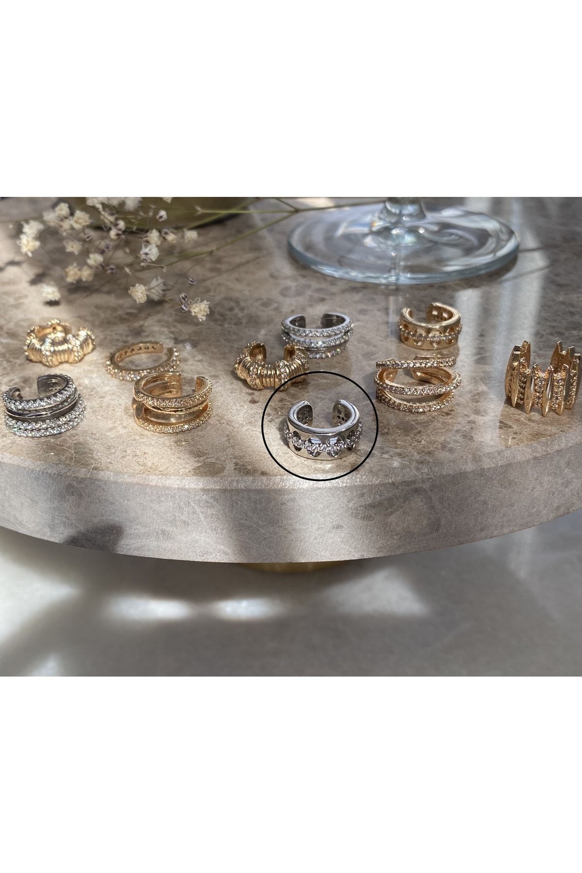 Taşlı Kafes Pirinç Üzeri Kaplama Kıkırdak Küpe Earcuff