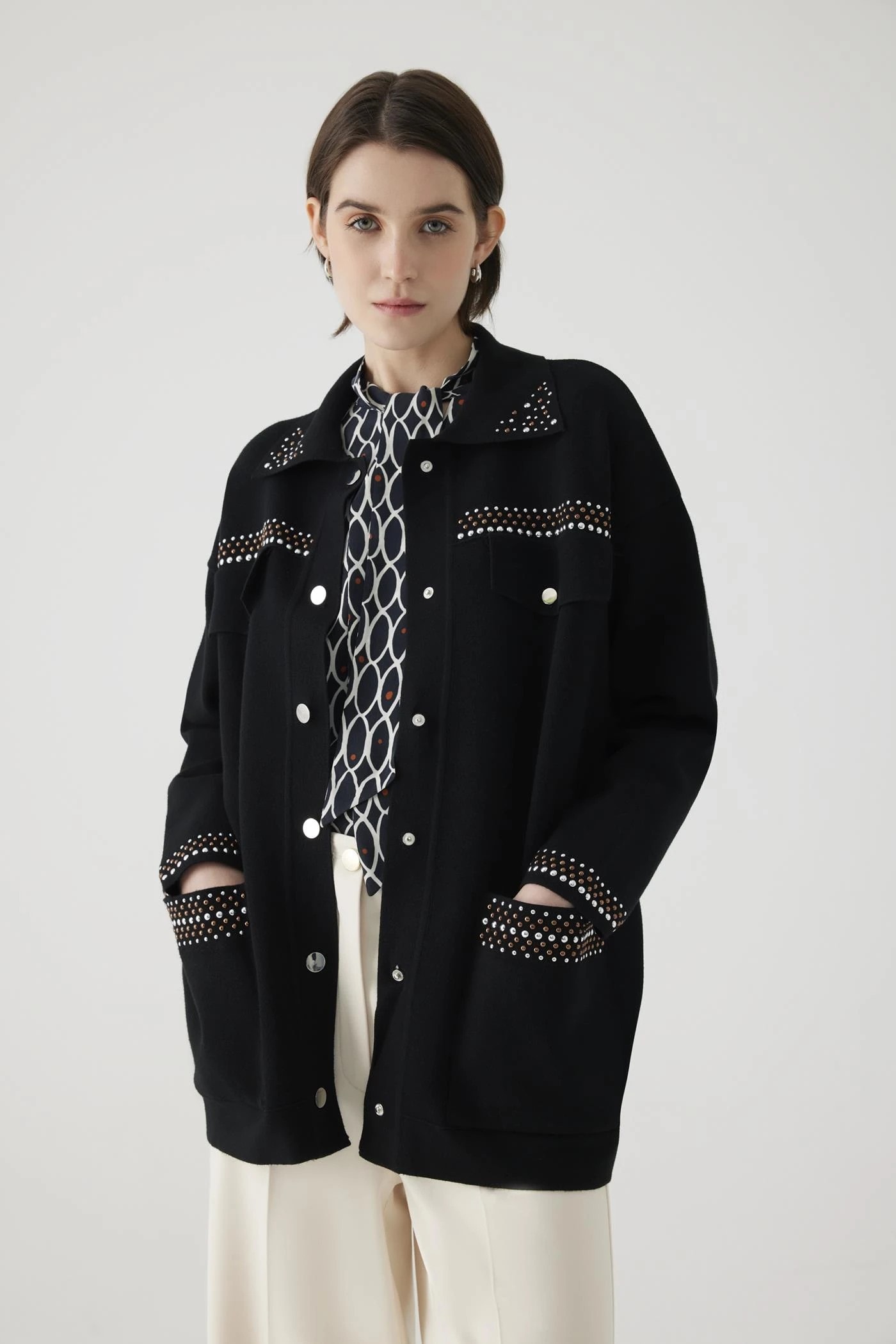 EXQUISE HIRKA 4125002 YAKA VE CEP TAŞ DETAYLI REGULAR CEKET