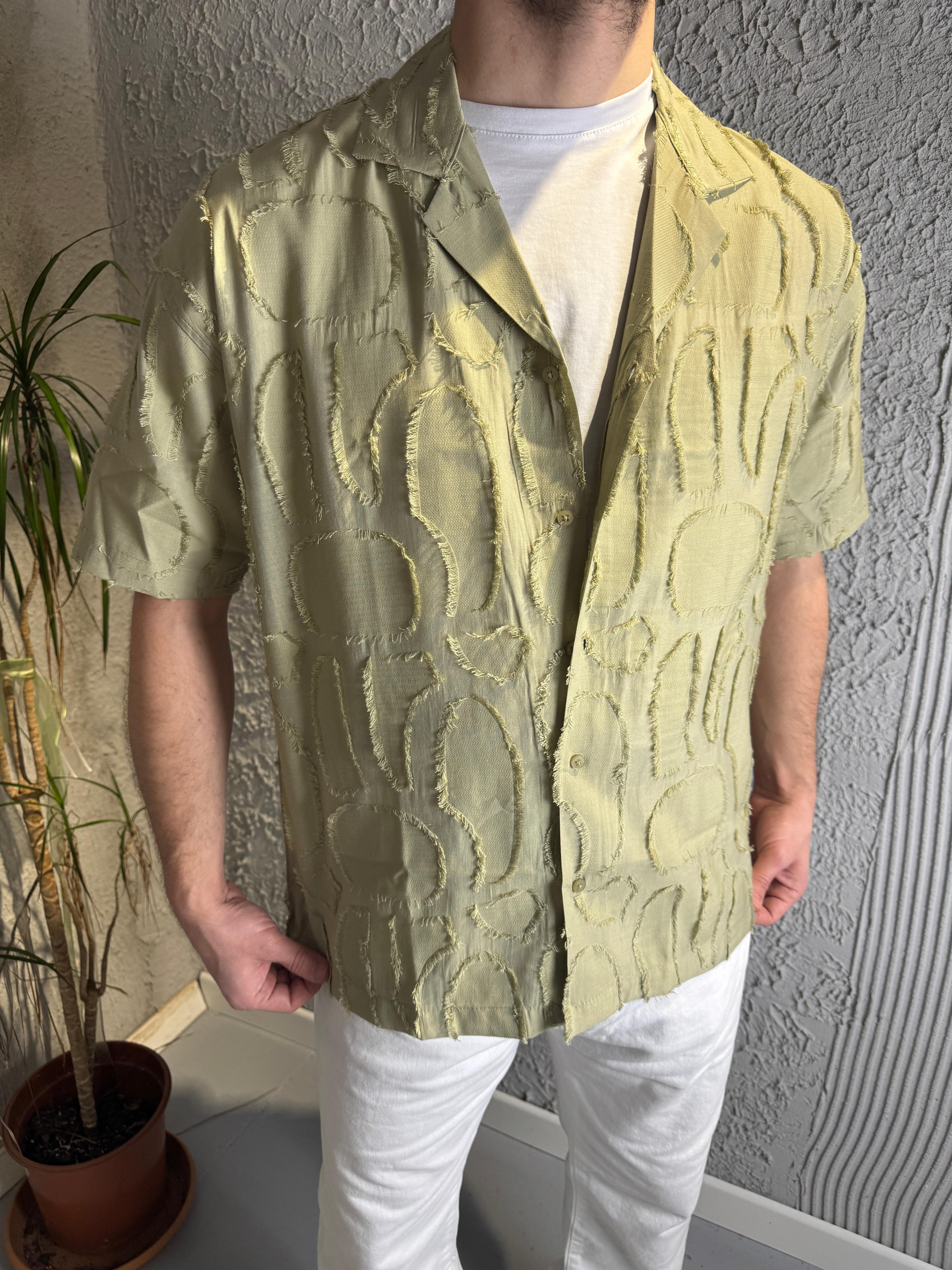 Püskül Desenli Yeşil Oversize Gömlek