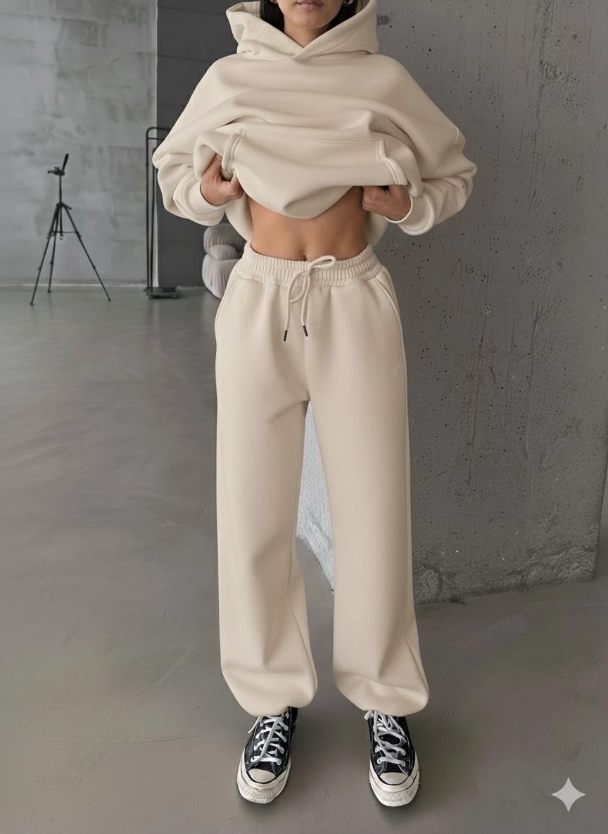 Paçası Lastikli Bej Eşofman