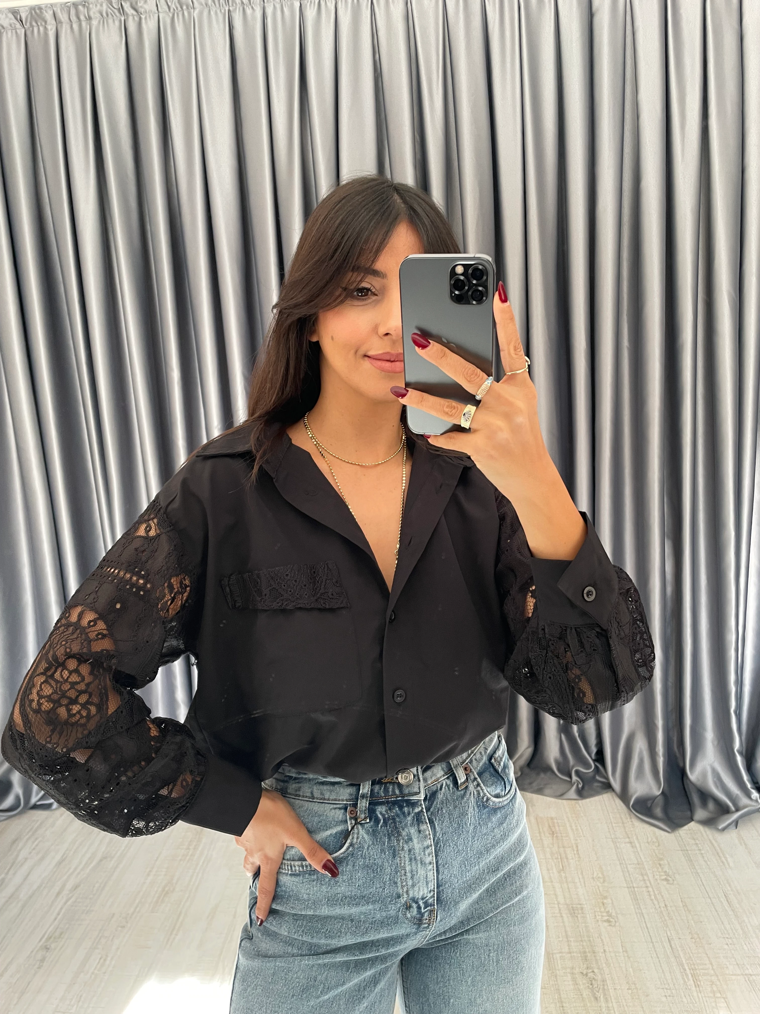 Fisto Detaylı Gömlek  - Siyah