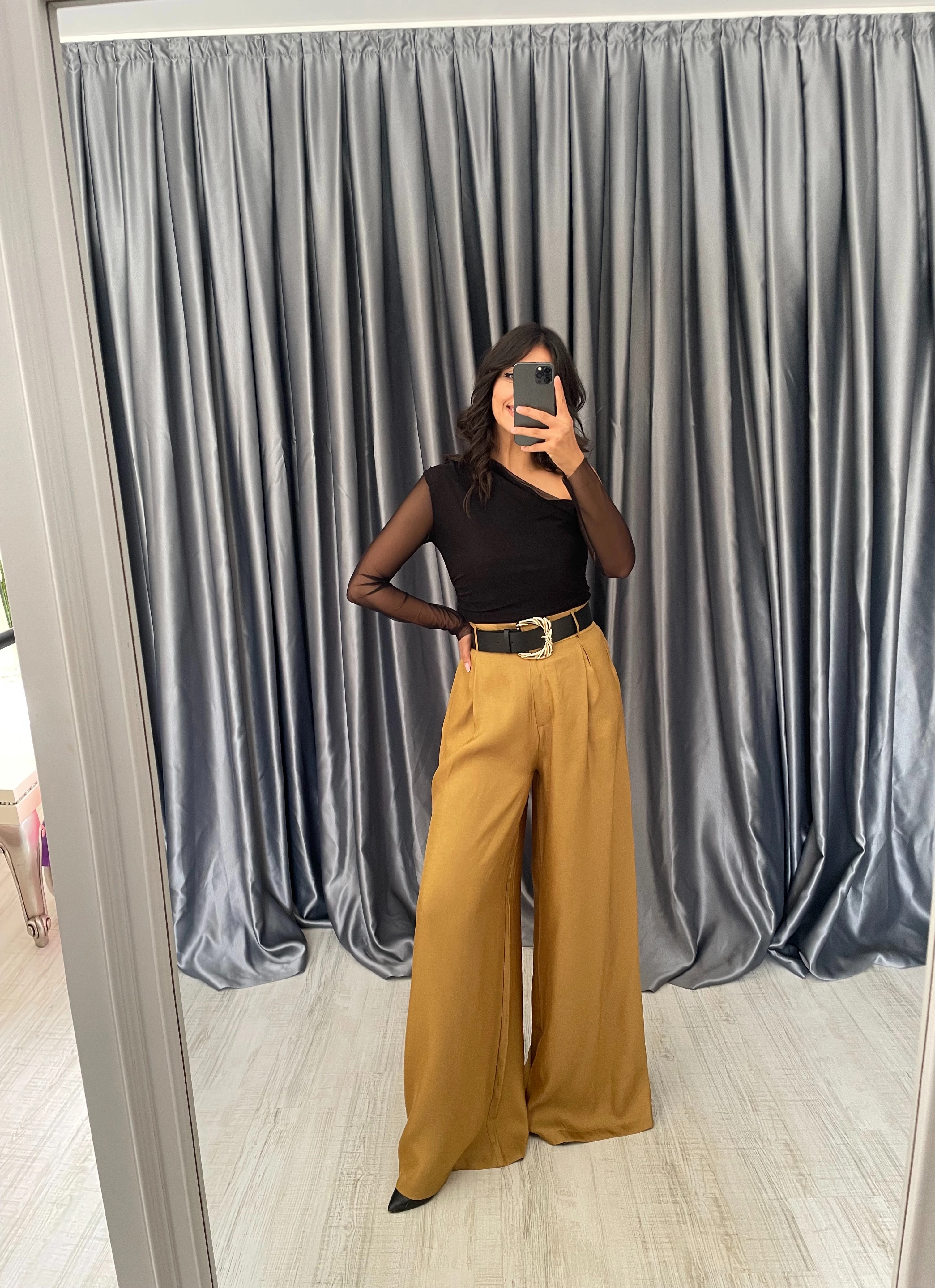 Kendinden Kemerli Yüksek Bel Saten Pantolon  - Gold