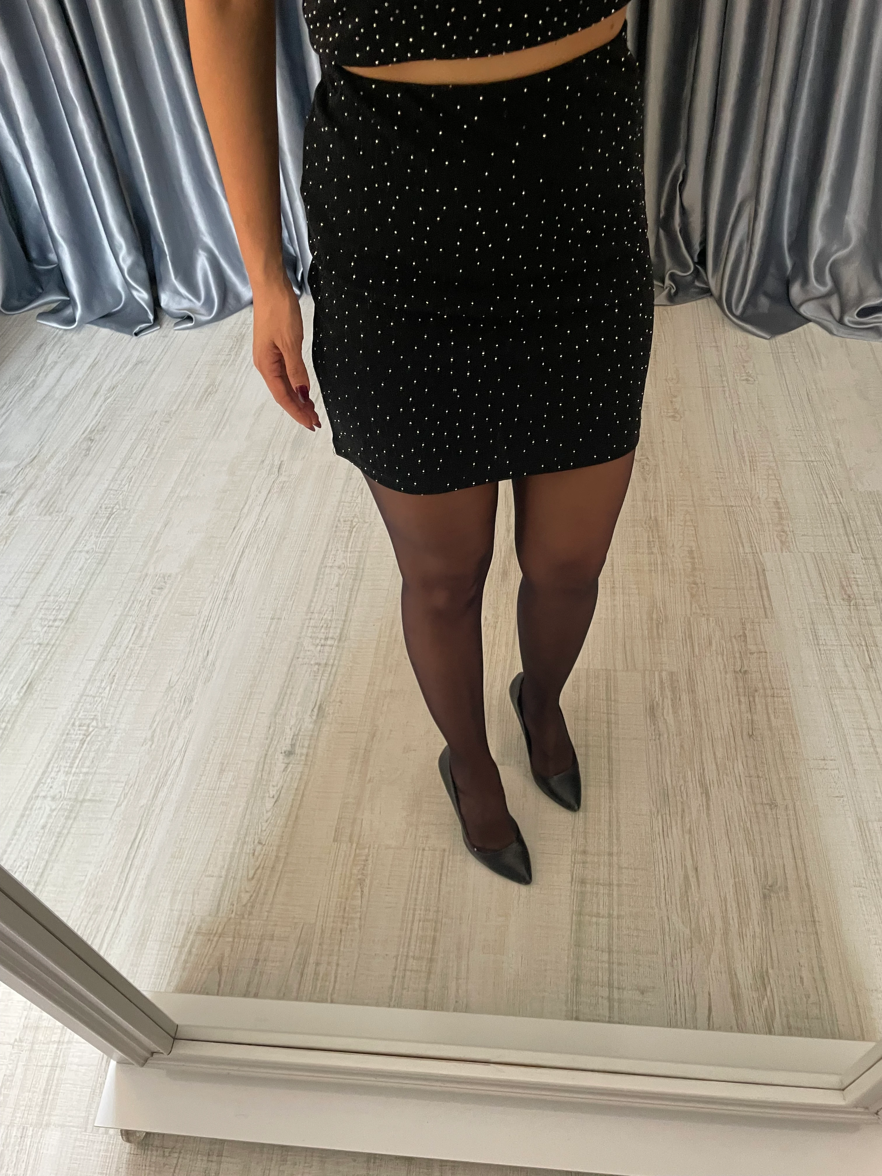 Beli Lastikli Taşlı Mini Etek 