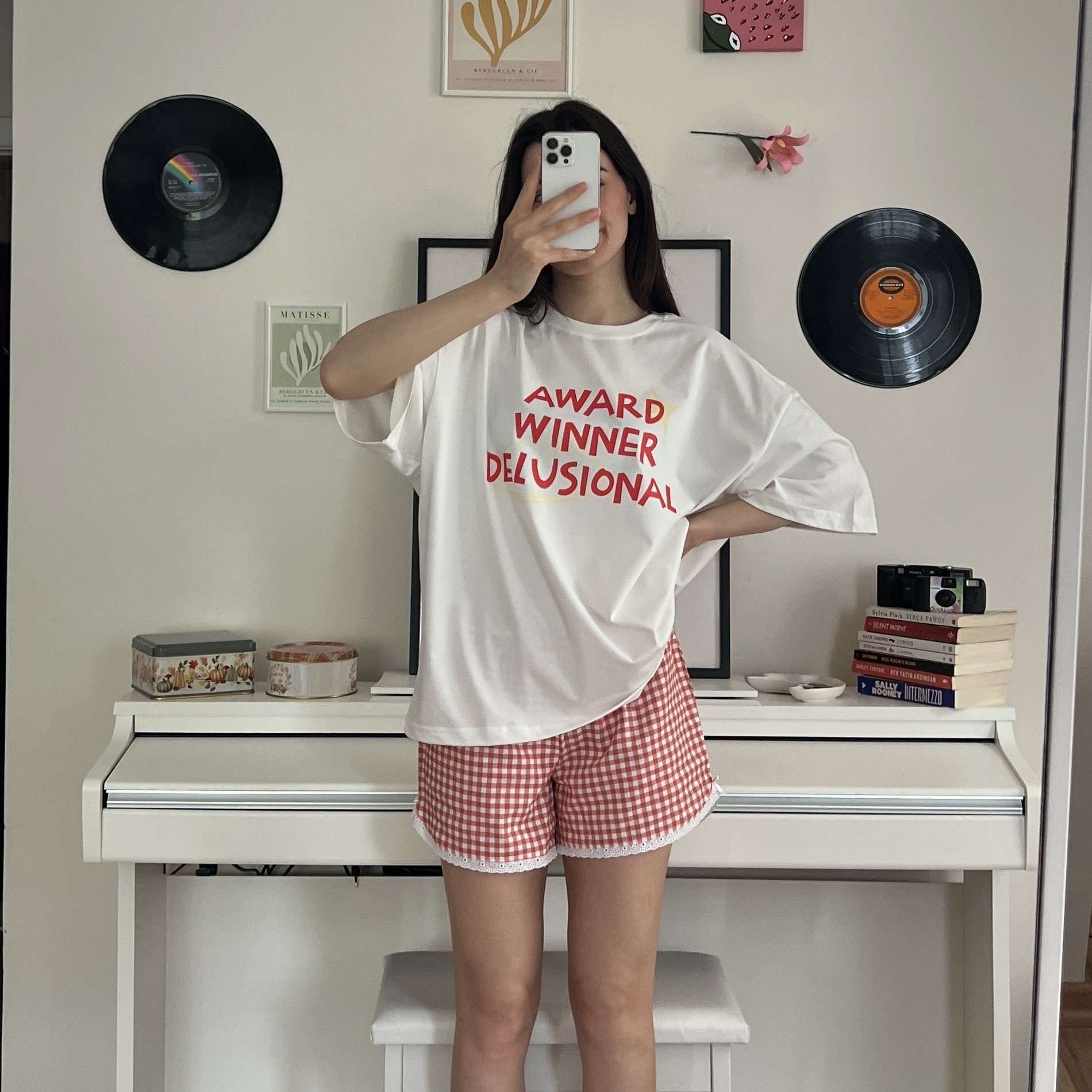 100% Cotton Crew Neck Boxy Fit Unisex Short Sleeve T-Shirt