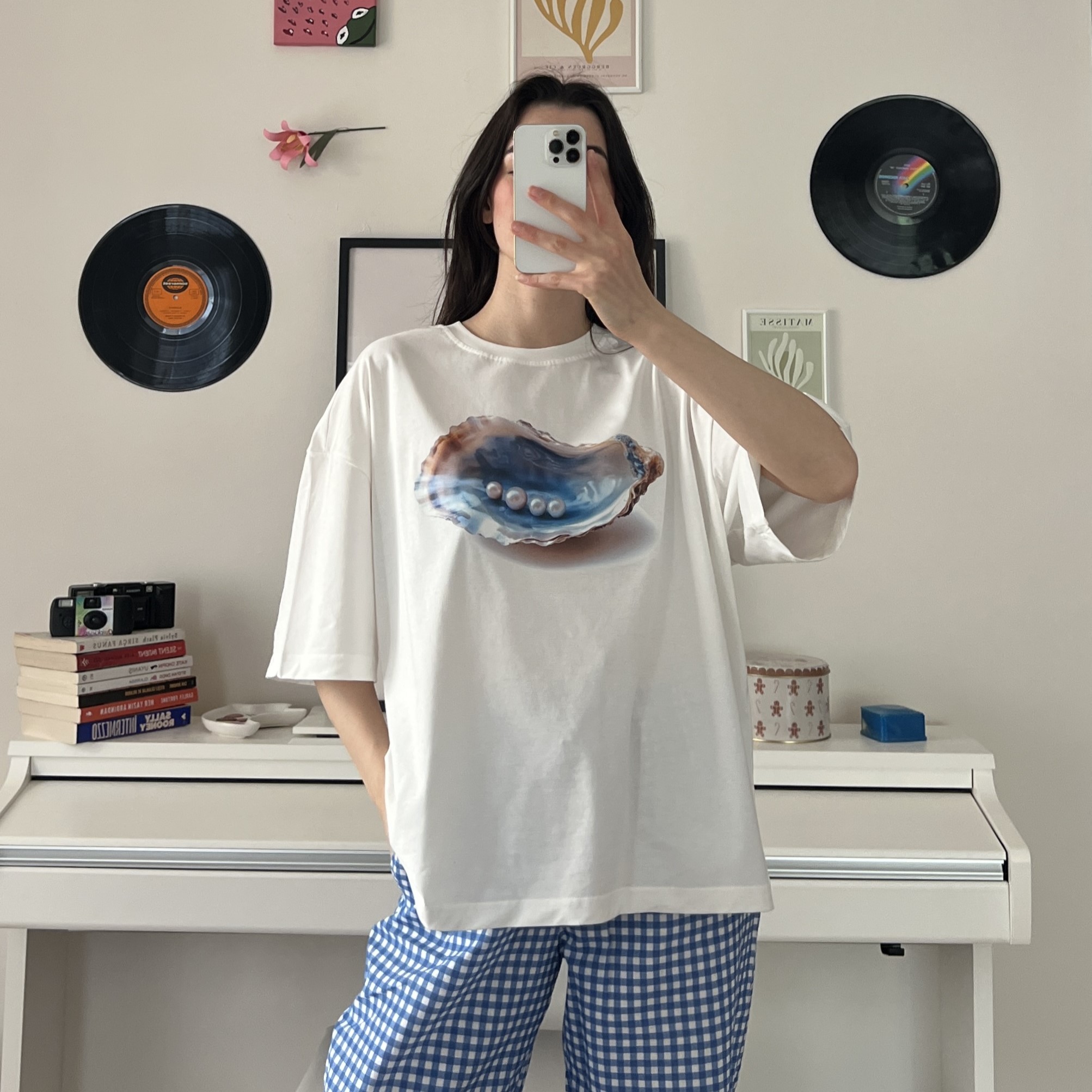 100% Cotton Crew Neck Boxy Fit Unisex Short Sleeve T-Shirt - Sea ​​Pearl