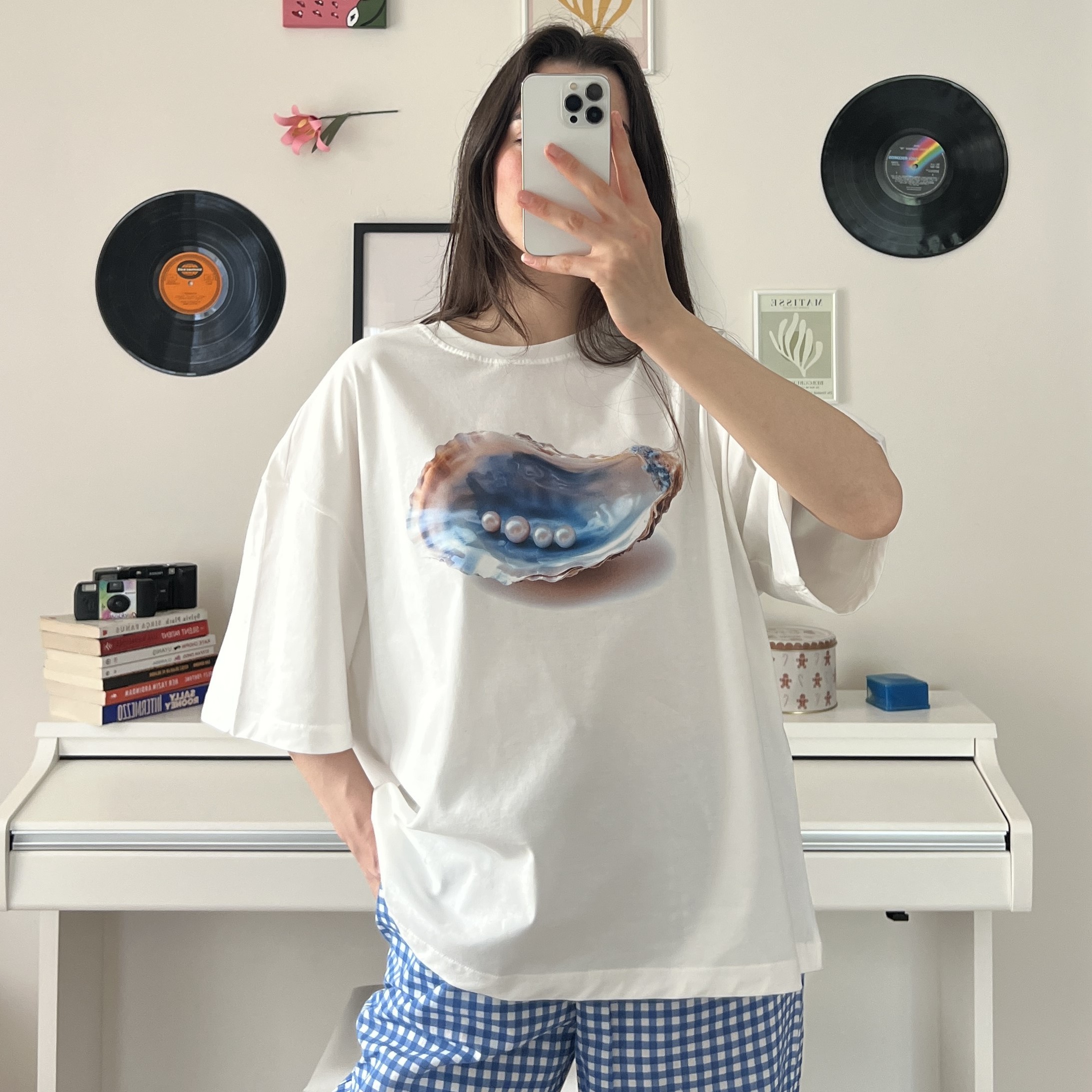 100% Cotton Crew Neck Boxy Fit Unisex Short Sleeve T-Shirt - Sea ​​Pearl