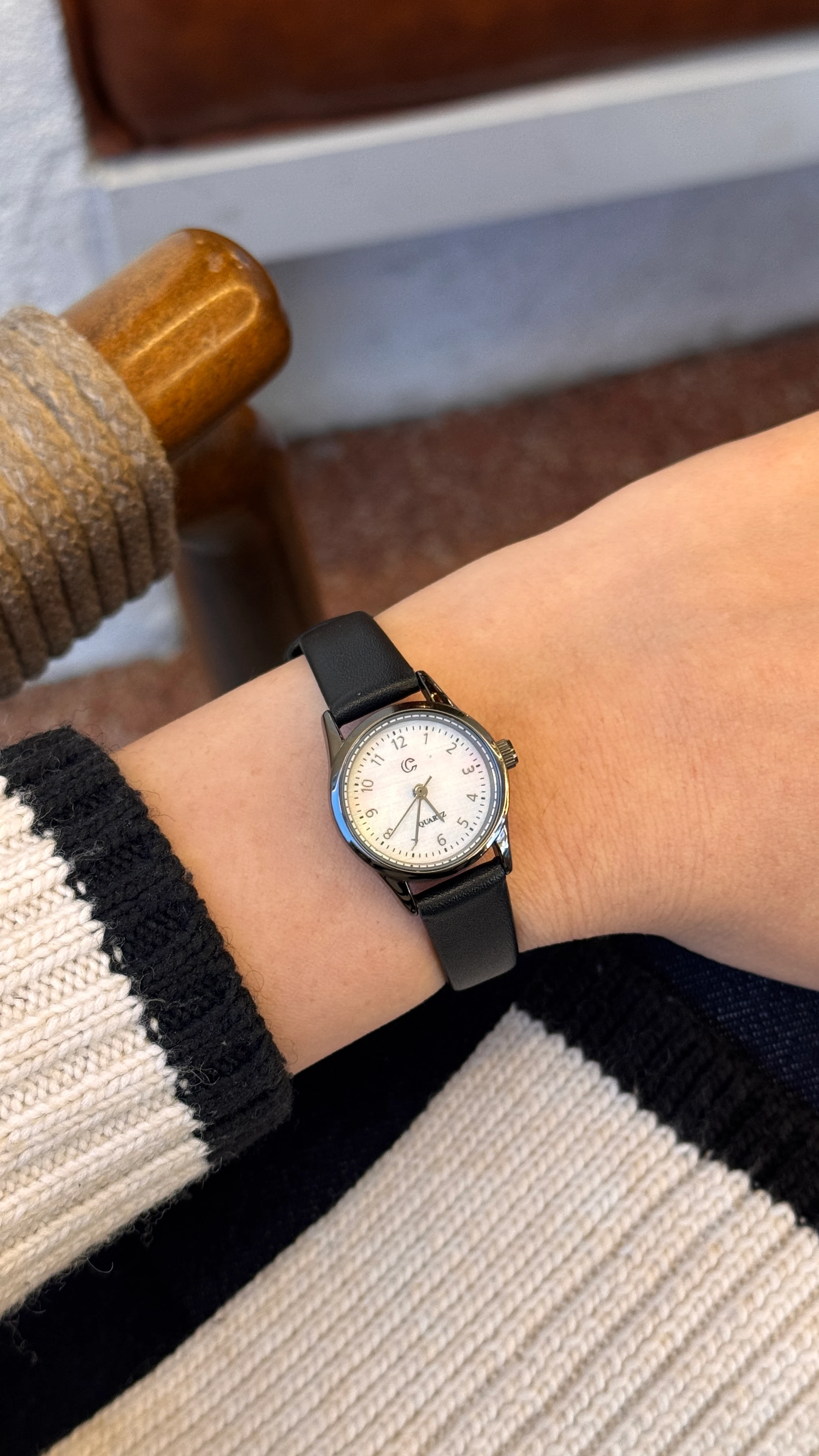 Mitsu Minimal Saat - Siyah Beyaz Siyah