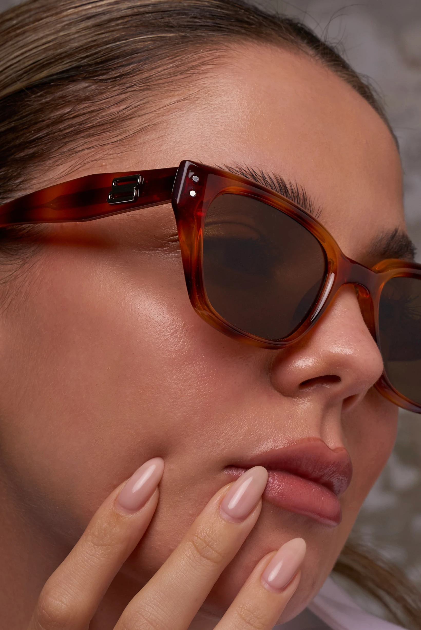 Leon Güneş Gözlüğü