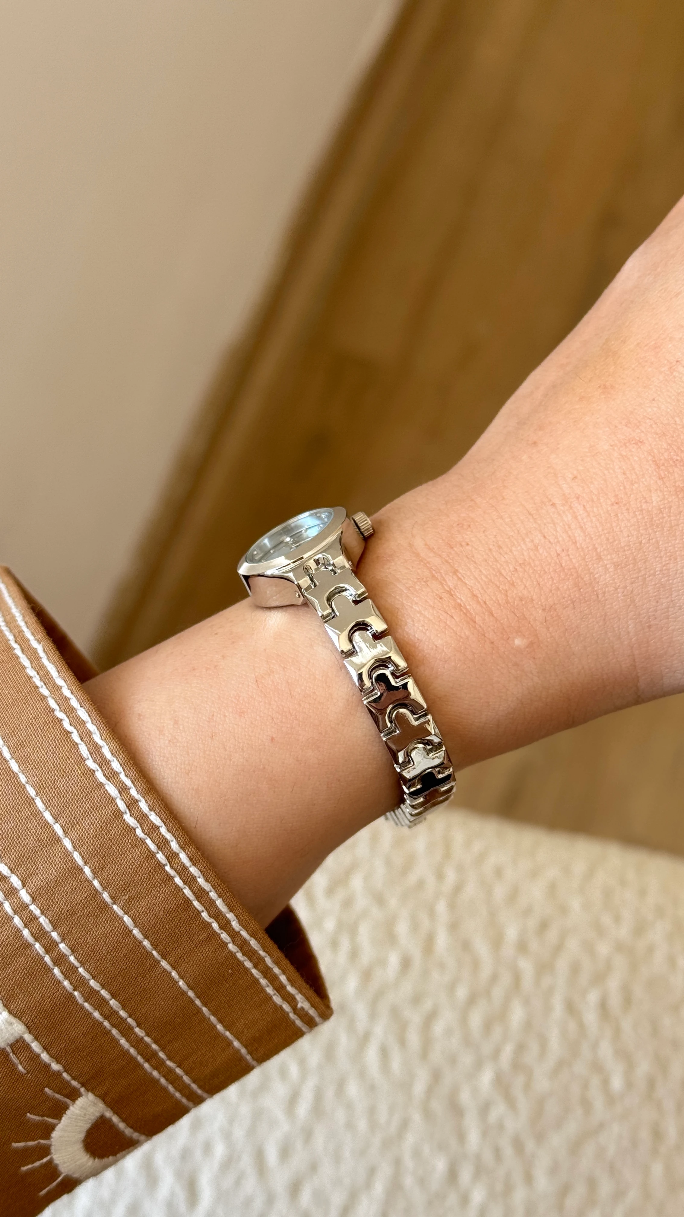 Vales Minimal Çelik Kordon Saat