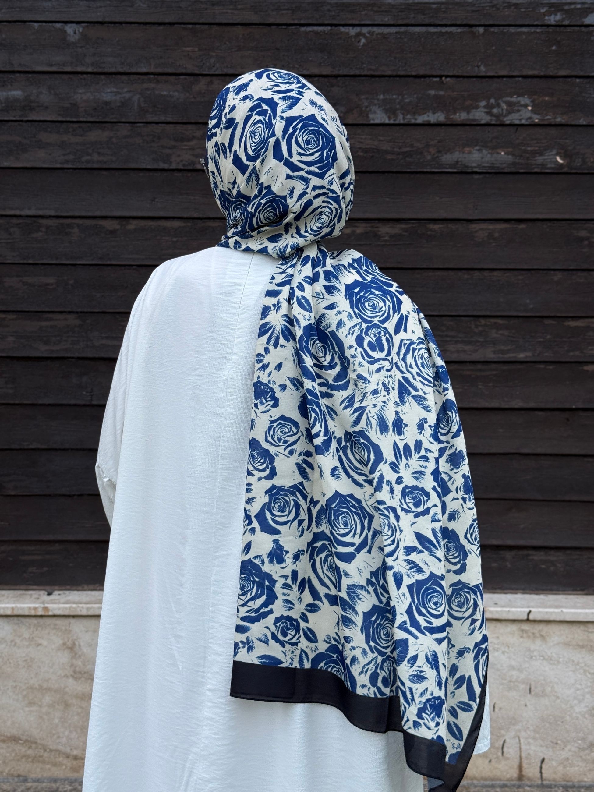 Pamuklu Soft Roza Desen Şal - Krem/Lacivert