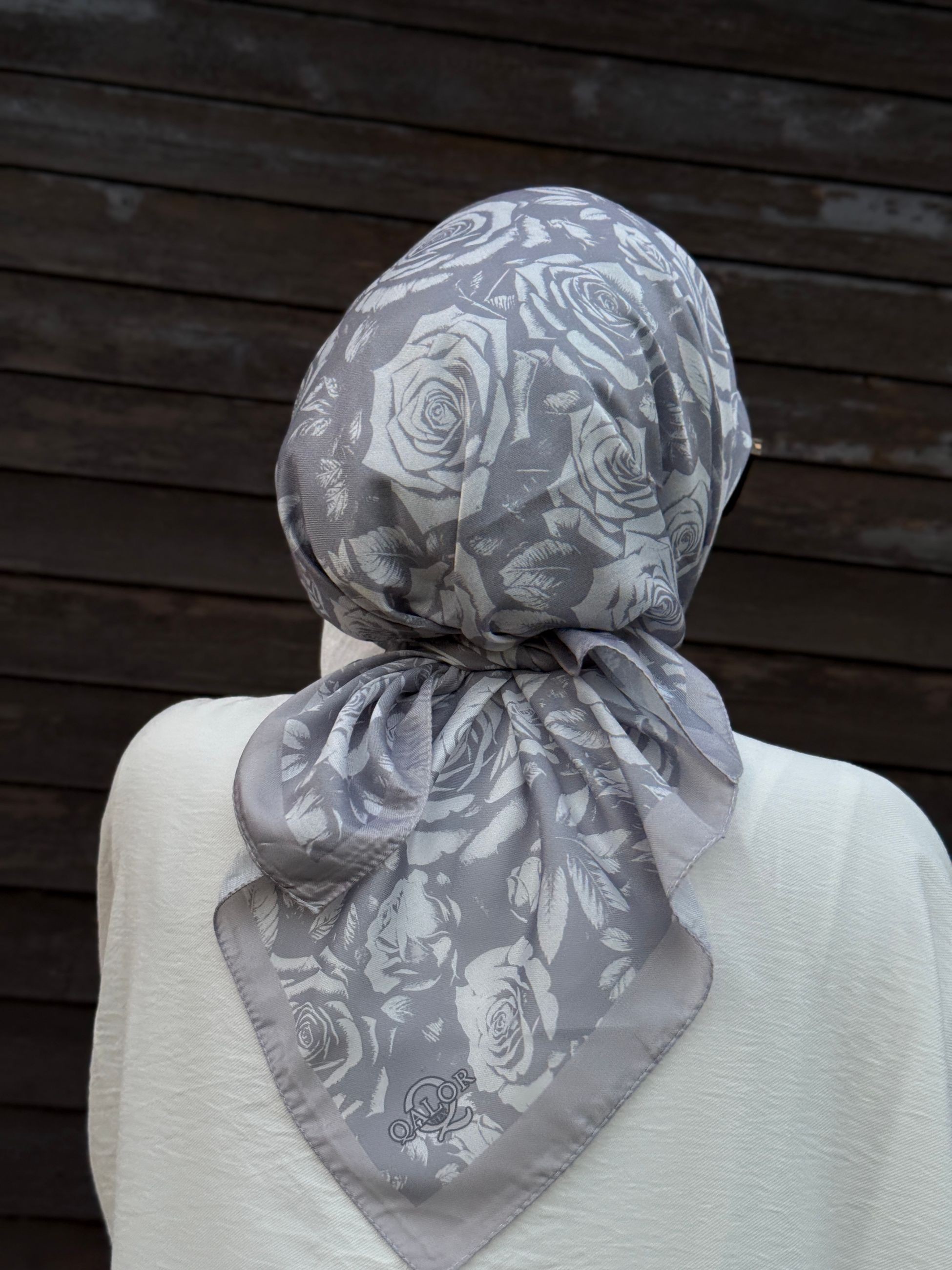 Pamuklu Soft Roza Desen Eşarp - Gümüş