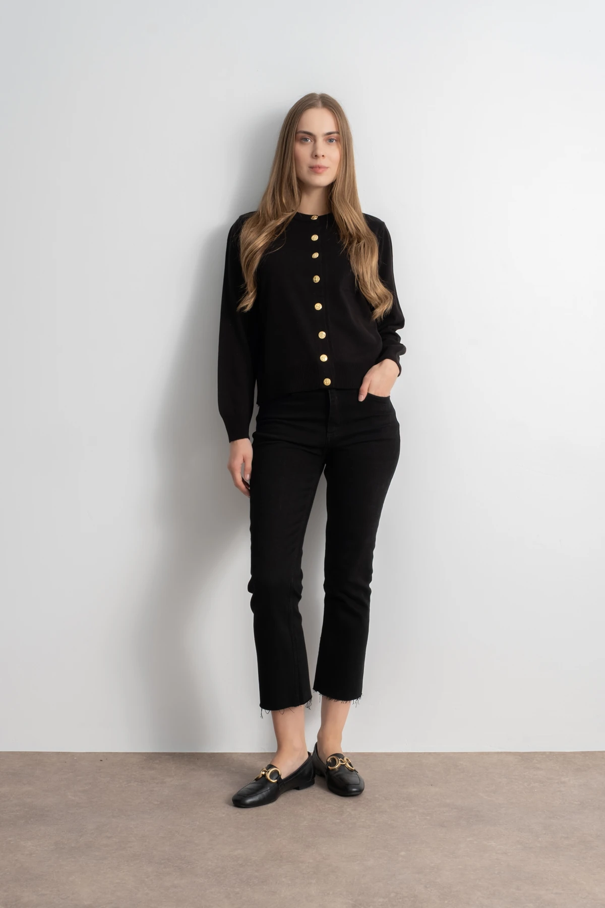 Kadın Gold Düğmeli Basic Triko Hırka - Siyah image