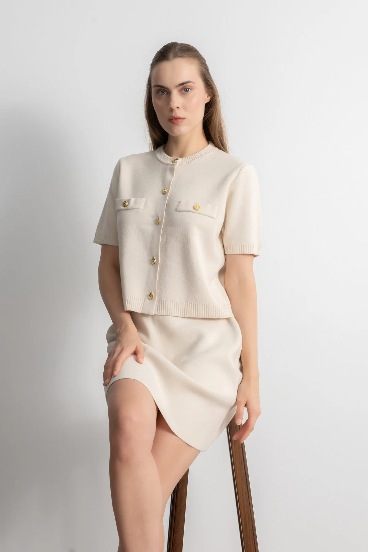 Gold Düğmeli Triko Etek Bluz Takım - Krem main variant image