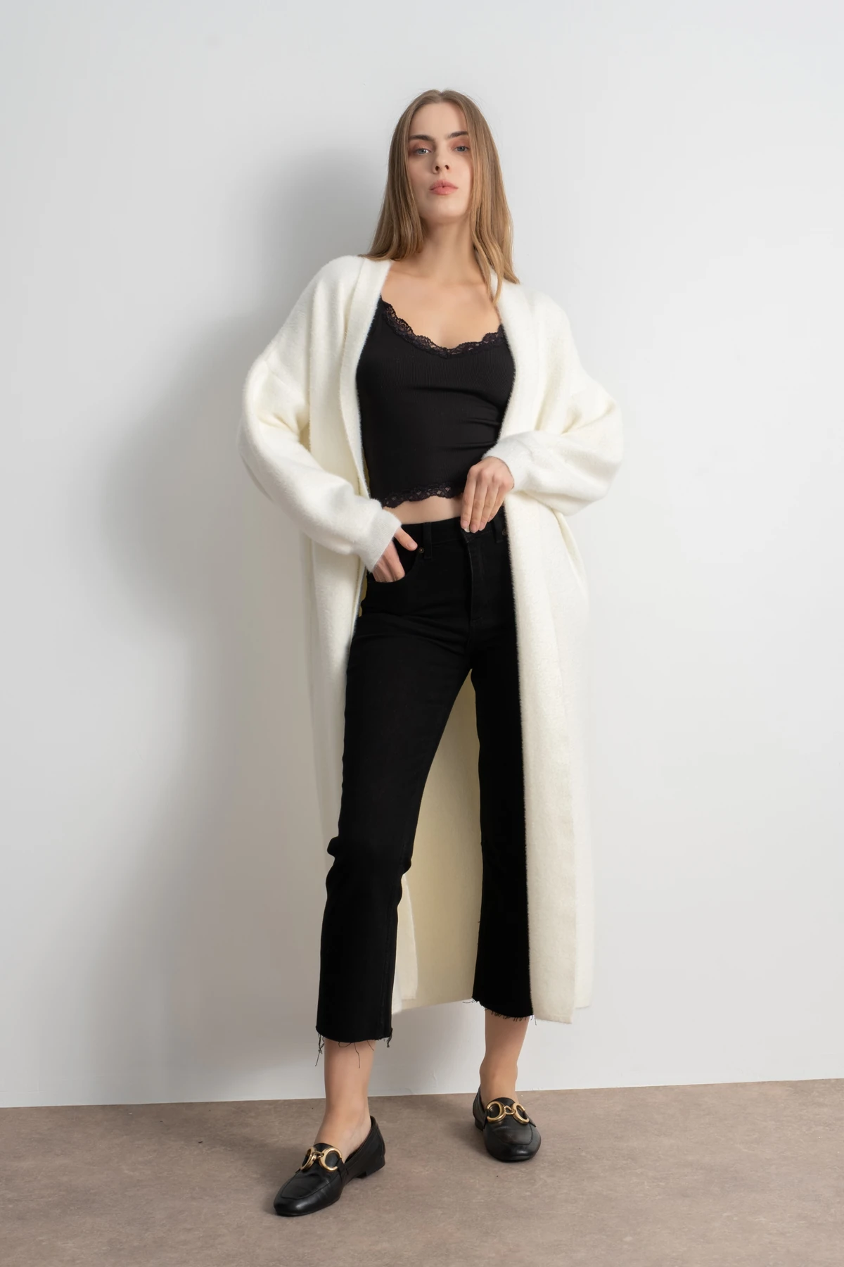 Kadın Şal Yaka Yumuşak Dokulu Uzun Triko Hırka