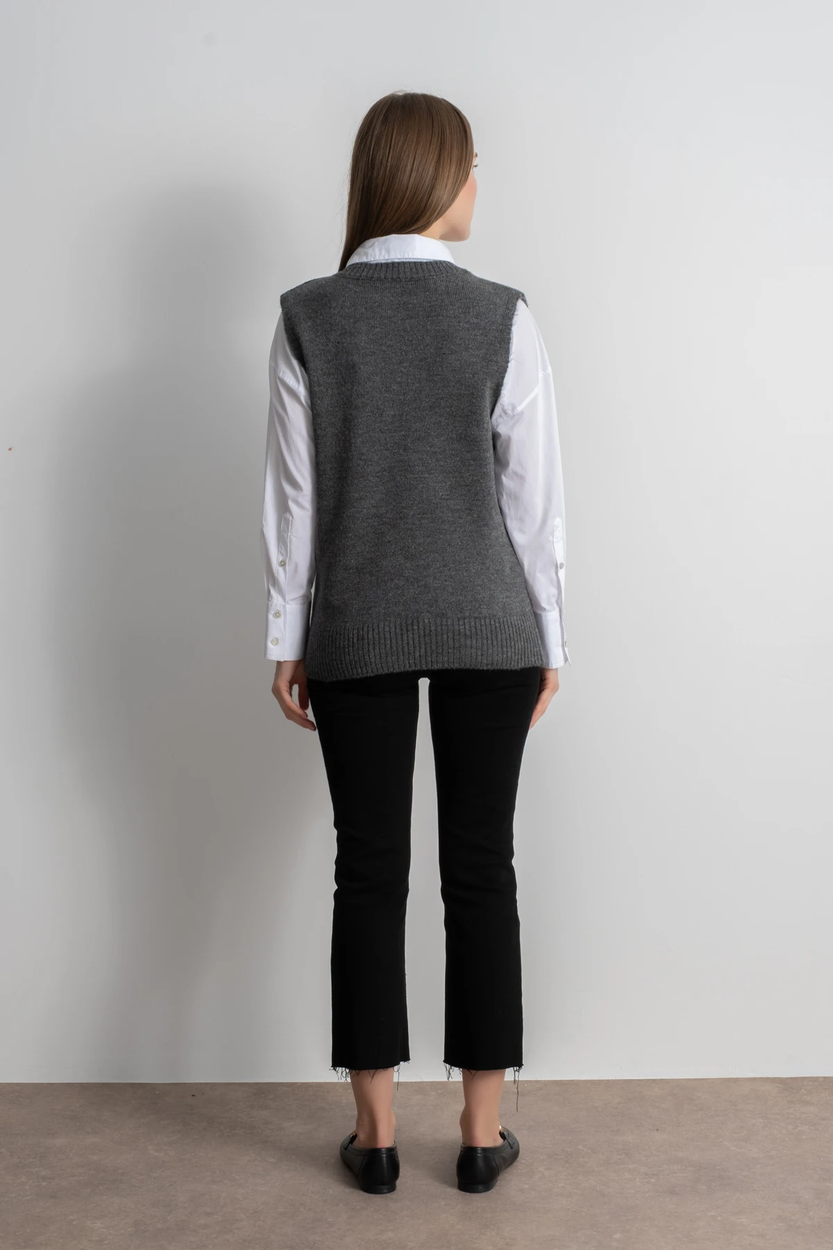 Kadın Tek Plaka V Yaka Yün Triko Süveter