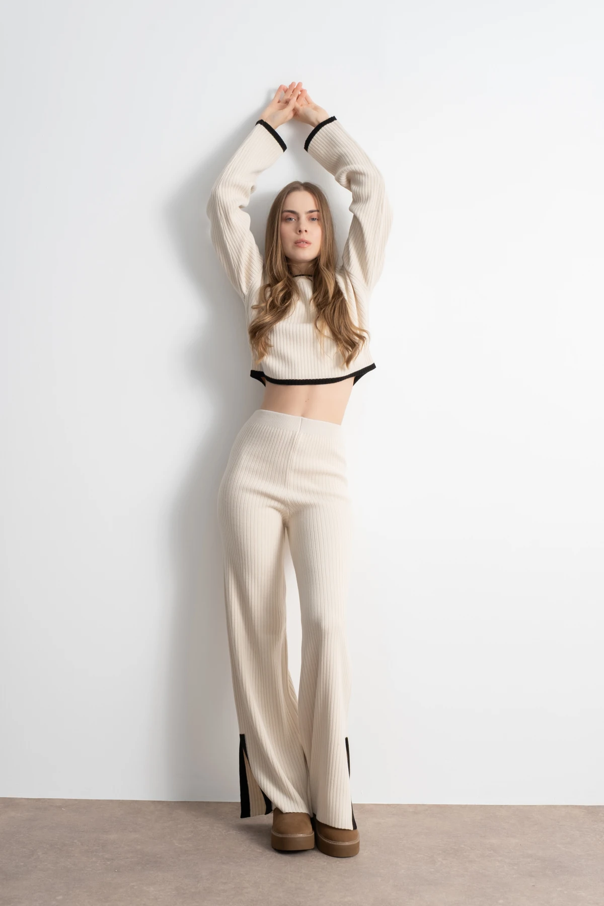 Kadın Çizgili Crop Triko Takım