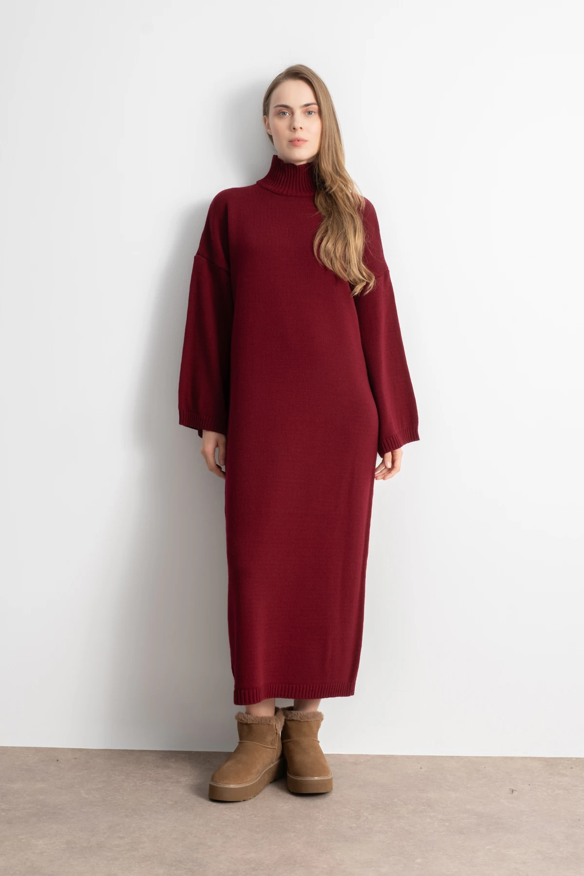 Kadın Boğazlı Oversize Triko Elbise image