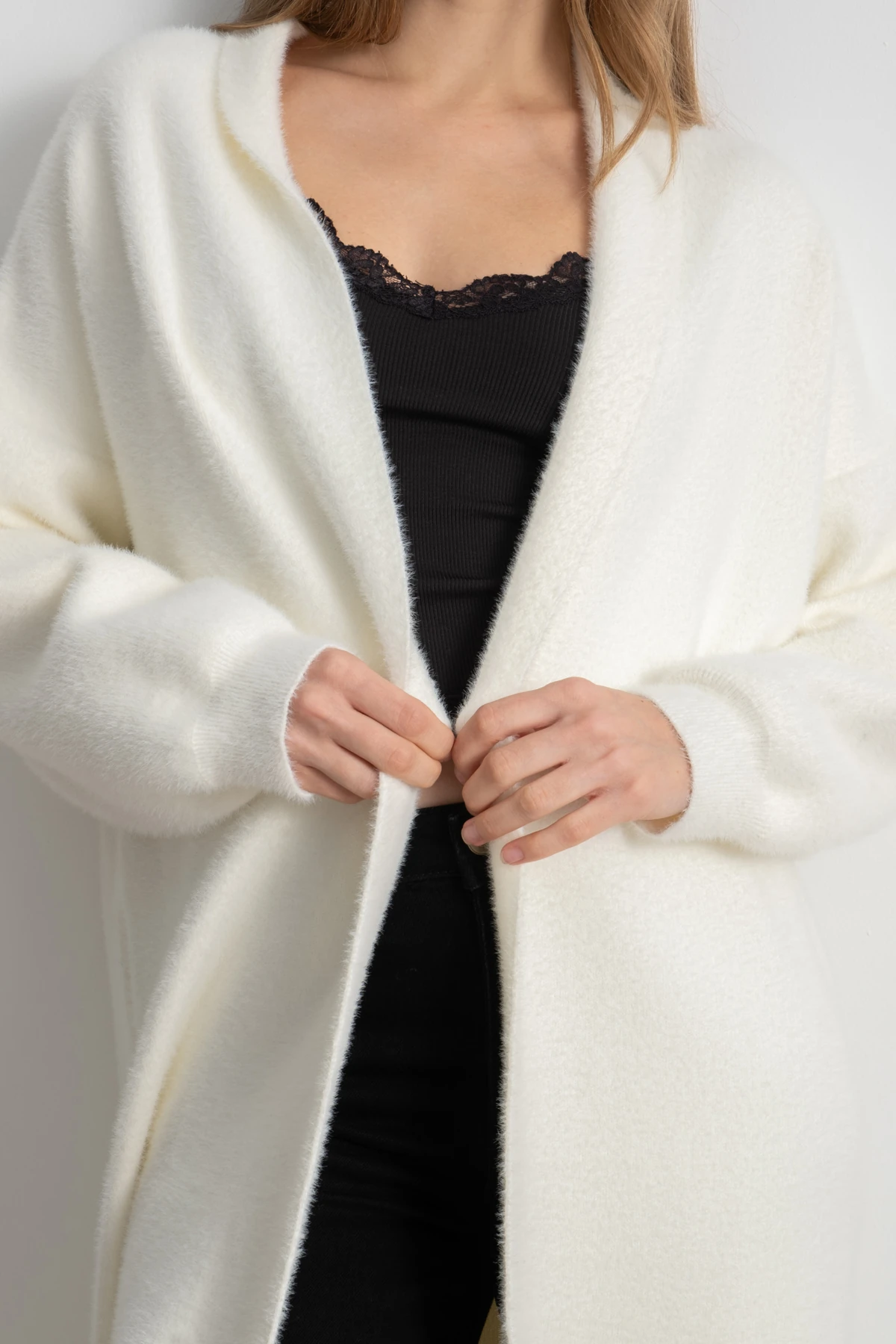 Kadın Şal Yaka Yumuşak Dokulu Uzun Triko Hırka