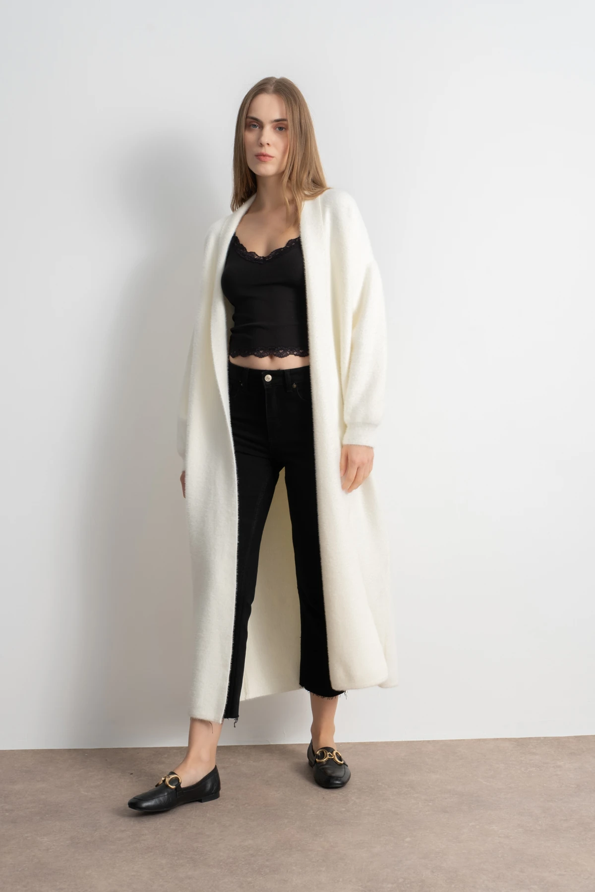 Kadın Şal Yaka Yumuşak Dokulu Uzun Triko Hırka