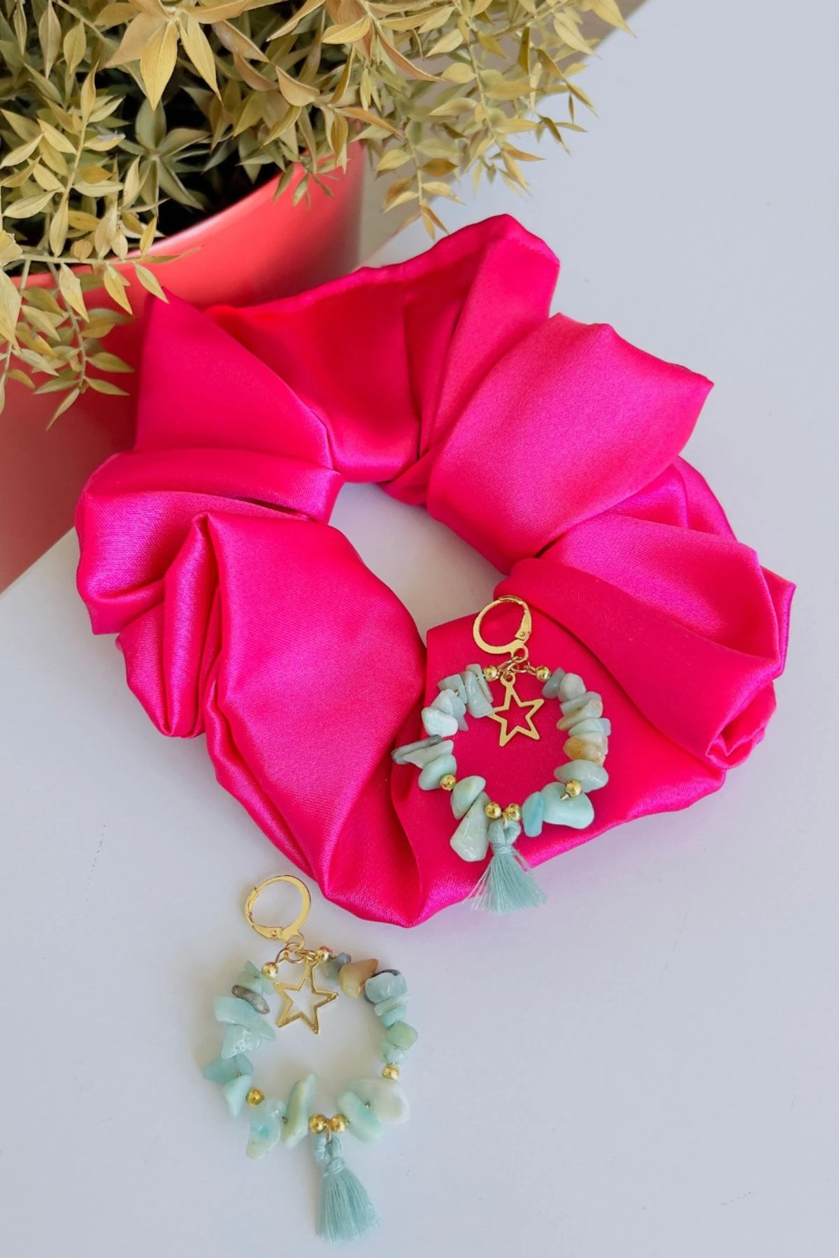 Turkuaz Taş Yıldız Detaylı Püsküllü Küpe