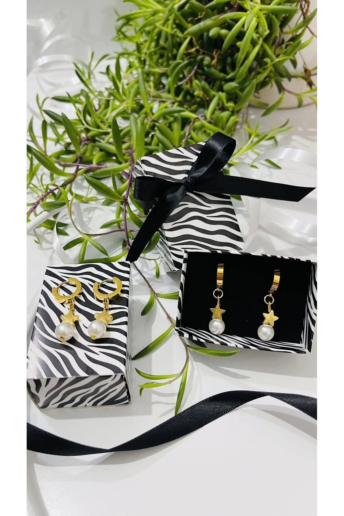 Altın Kaplama Incili Yıldız Küpe - Hediyelik Küpe