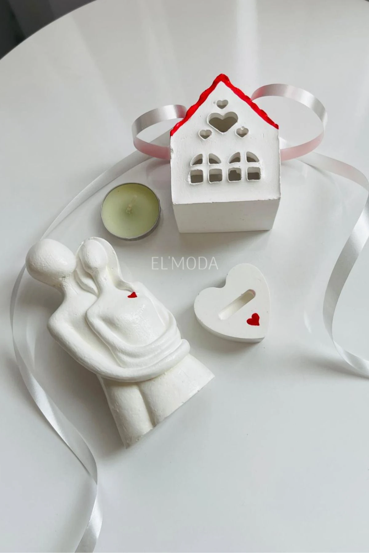 Romantik Sevgililer Günü Hediye Seti-Kalp Detaylı Sevgili Biblo, Aşk Evi Mumluk, Kalpli Yüzük Tutucu