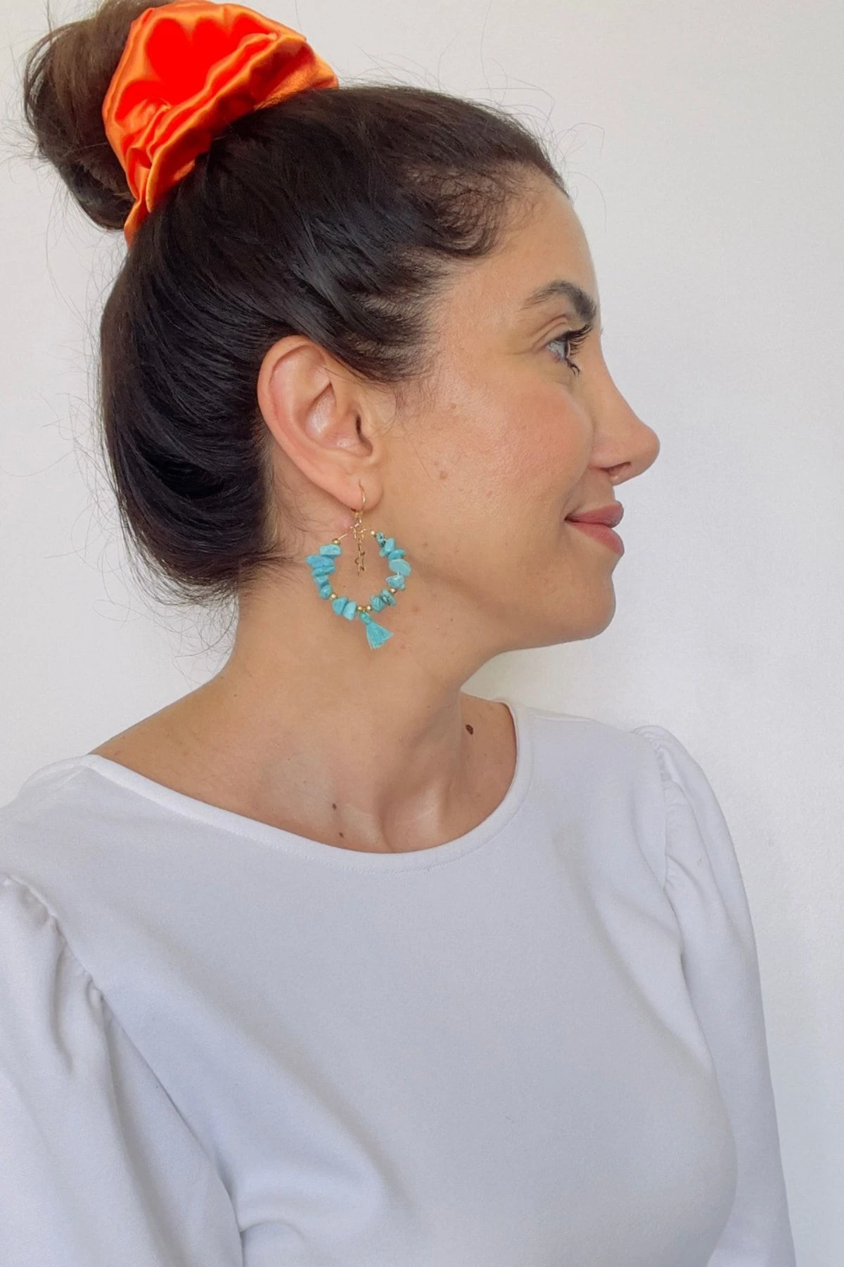 Mavi Taşlı Yıldız Detaylı Püsküllü Küpe