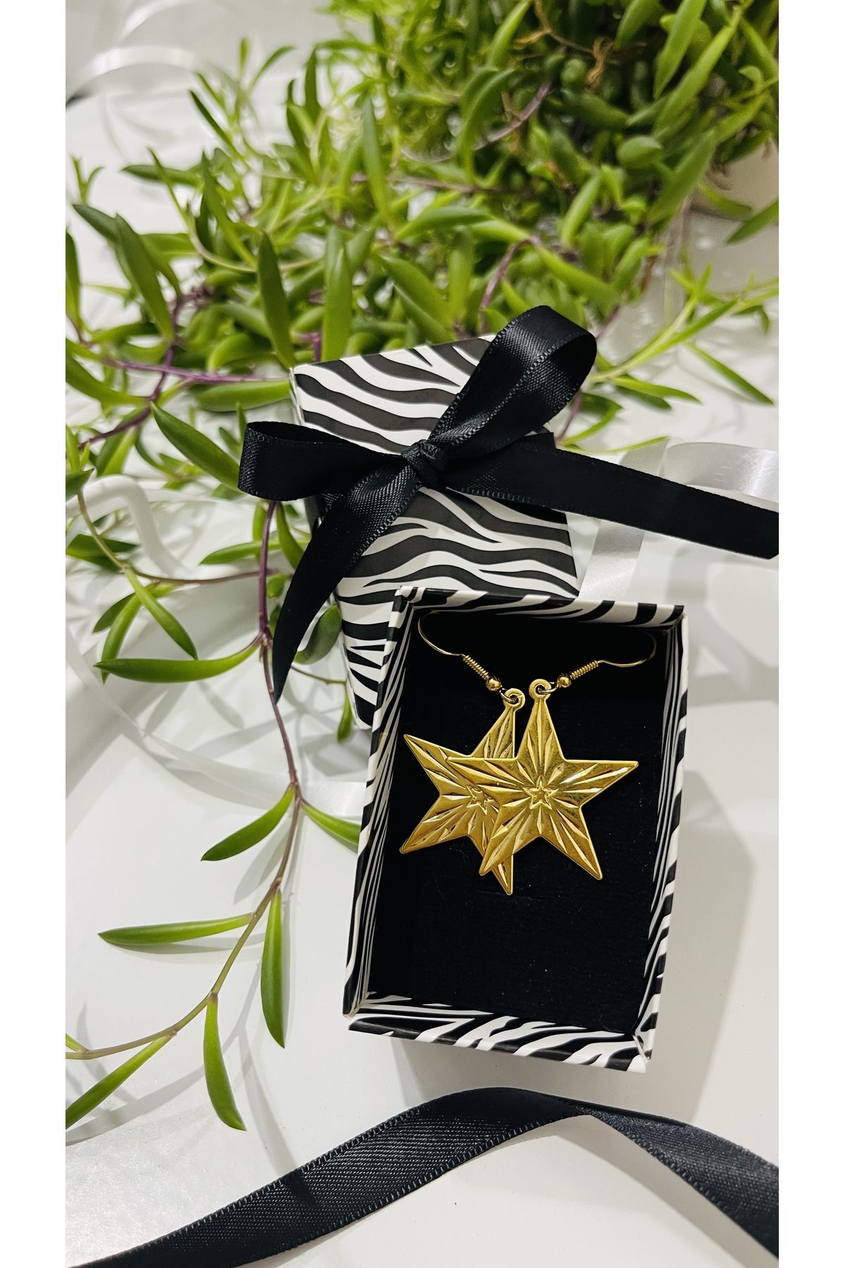 Altın Kaplama Sallantılı Yıldız Küpe - Küpe