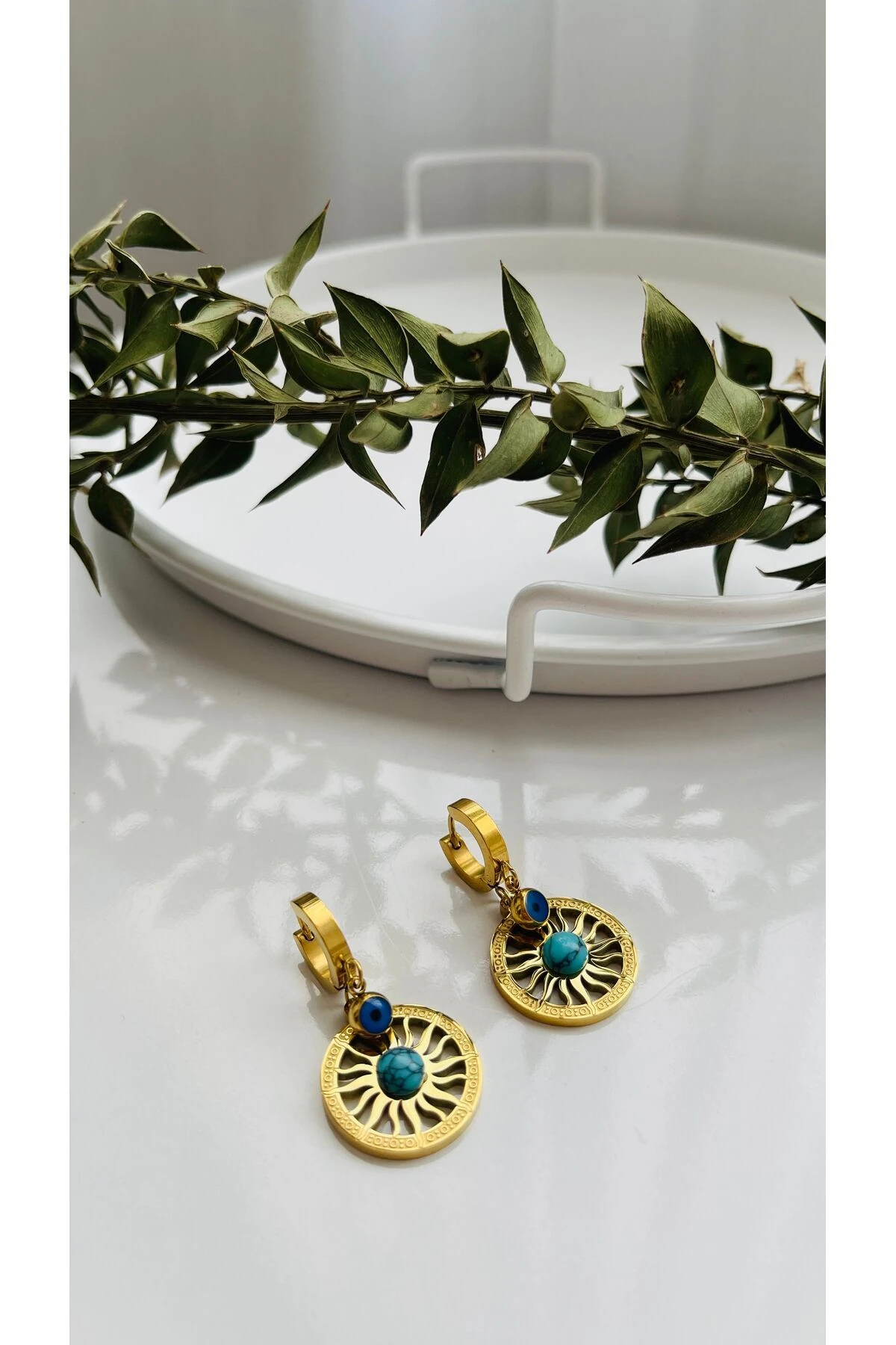 Mavi Taşlı Güneş ve Nazar Boncuklu Çelik Küpe