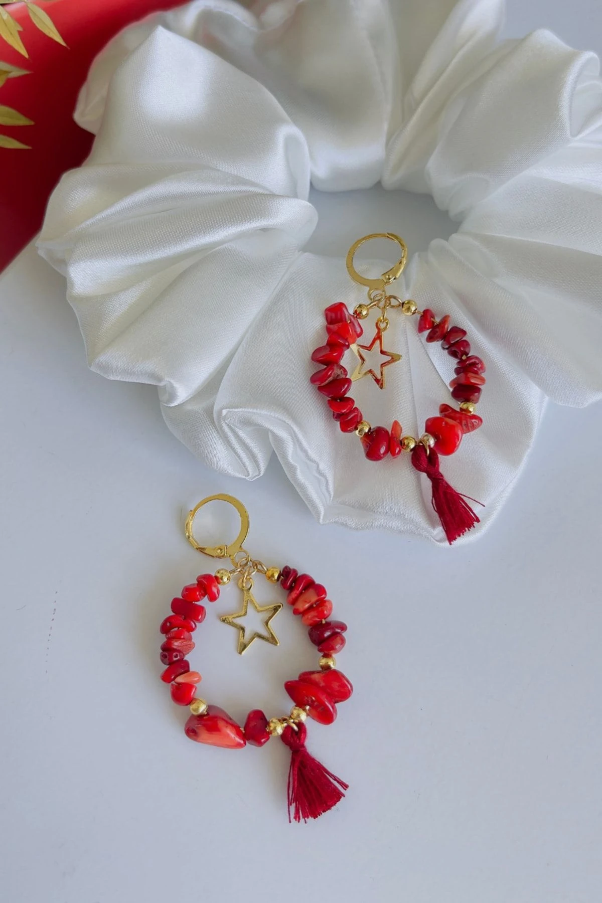 Kiremit Rengi Taşlı Yıldız Detaylı Püsküllü Küpe