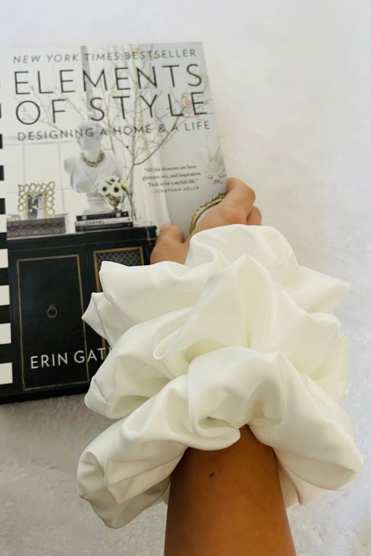 Büyük Boy Beyaz Saten Lastikli Toka