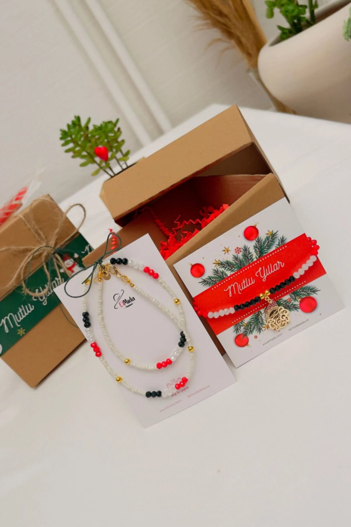 Yılbaşı Konsept Kolye Bileklik Seti-yılbaşı Hediye Kutusu