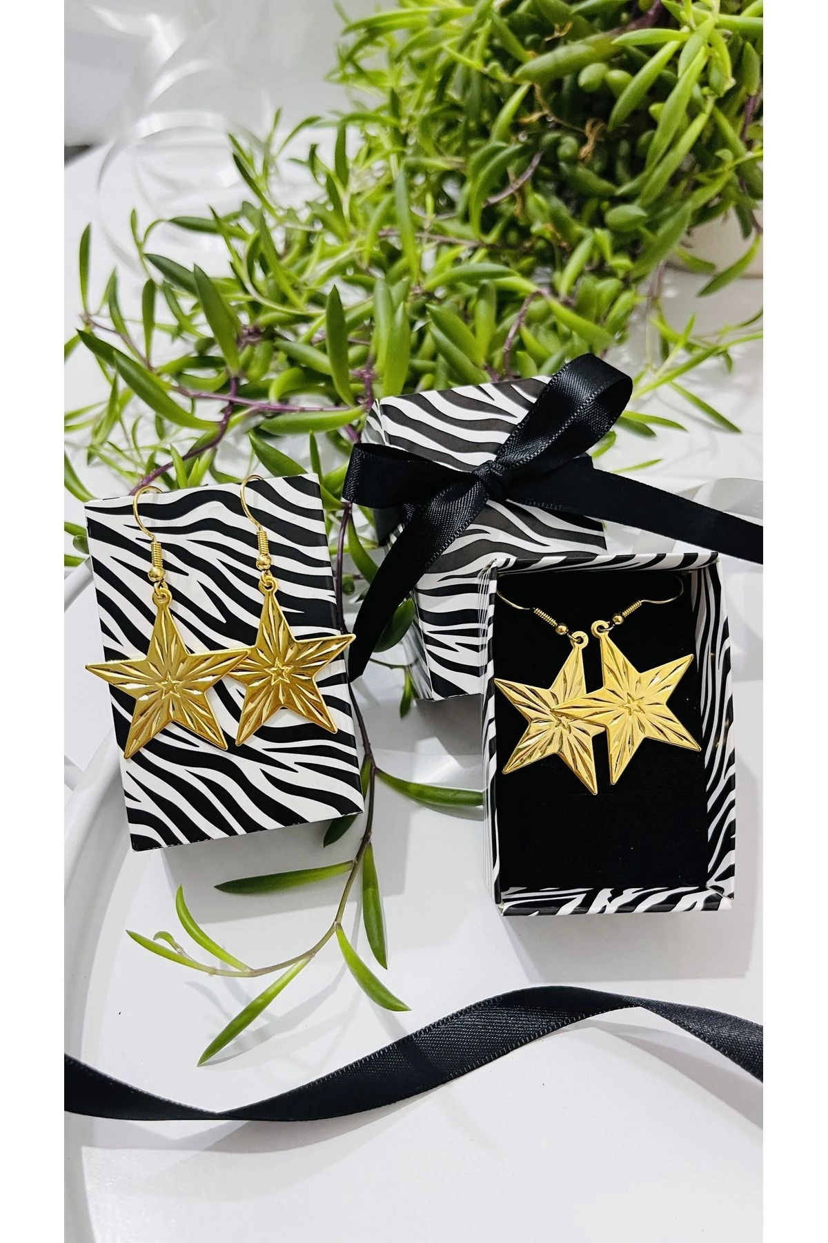 Altın Kaplama Sallantılı Yıldız Küpe - Küpe