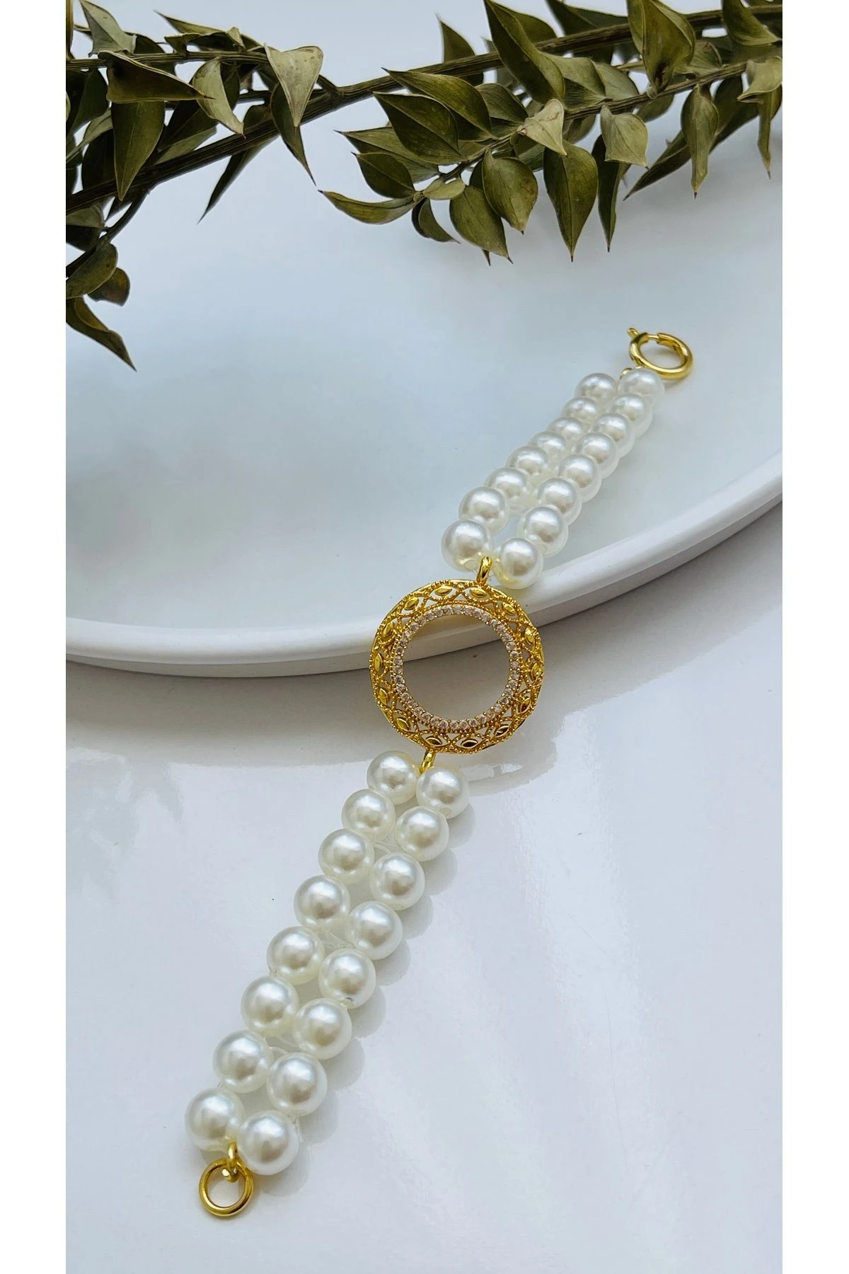 Çeyrek Takılan Bileklik - Zirkon Taşlı Altın Kaplama Çerçeveli Inci Kordonlu Çeyrek Bileklik