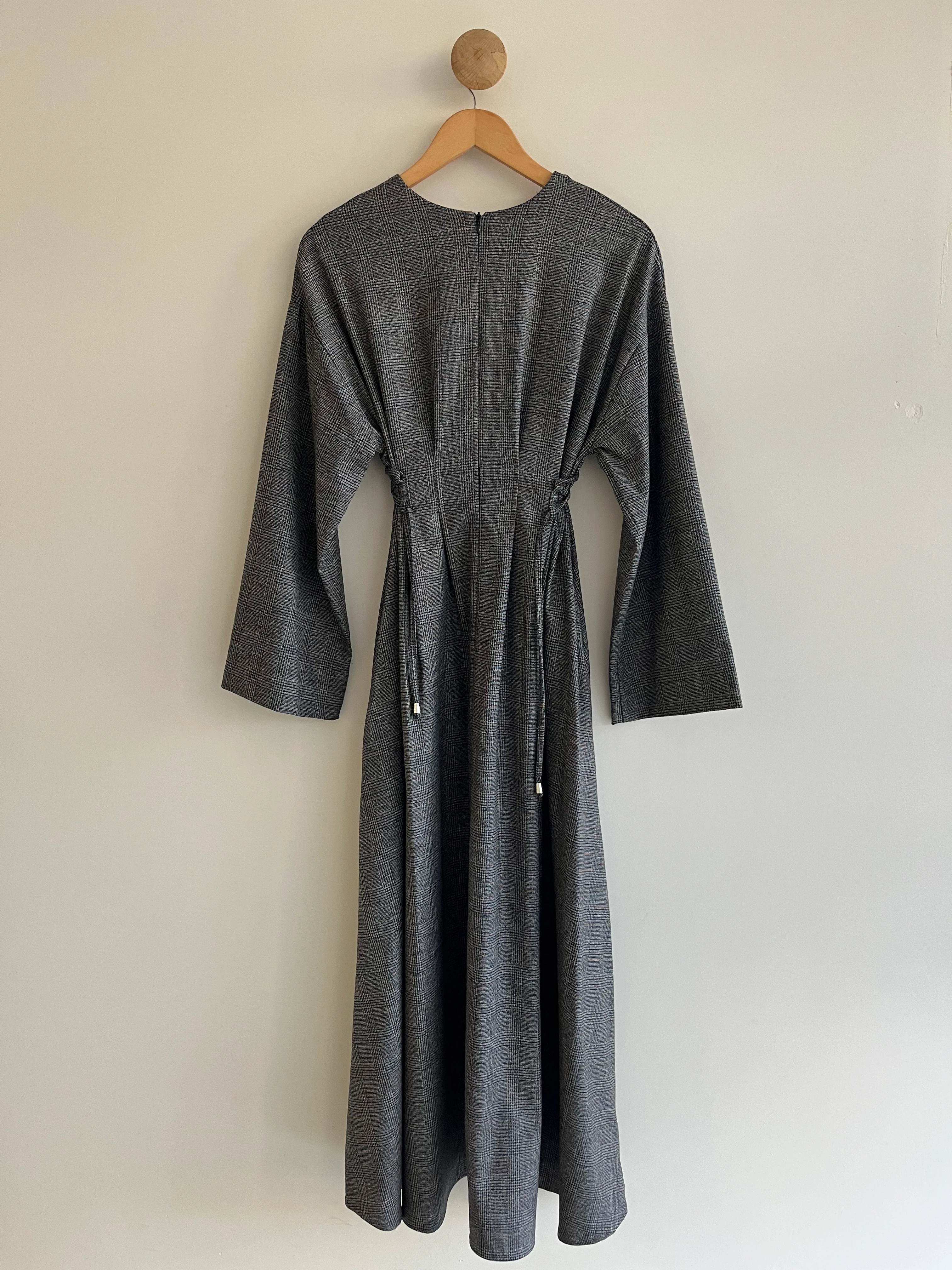 Bağlama Detaylı Ekose Elbise