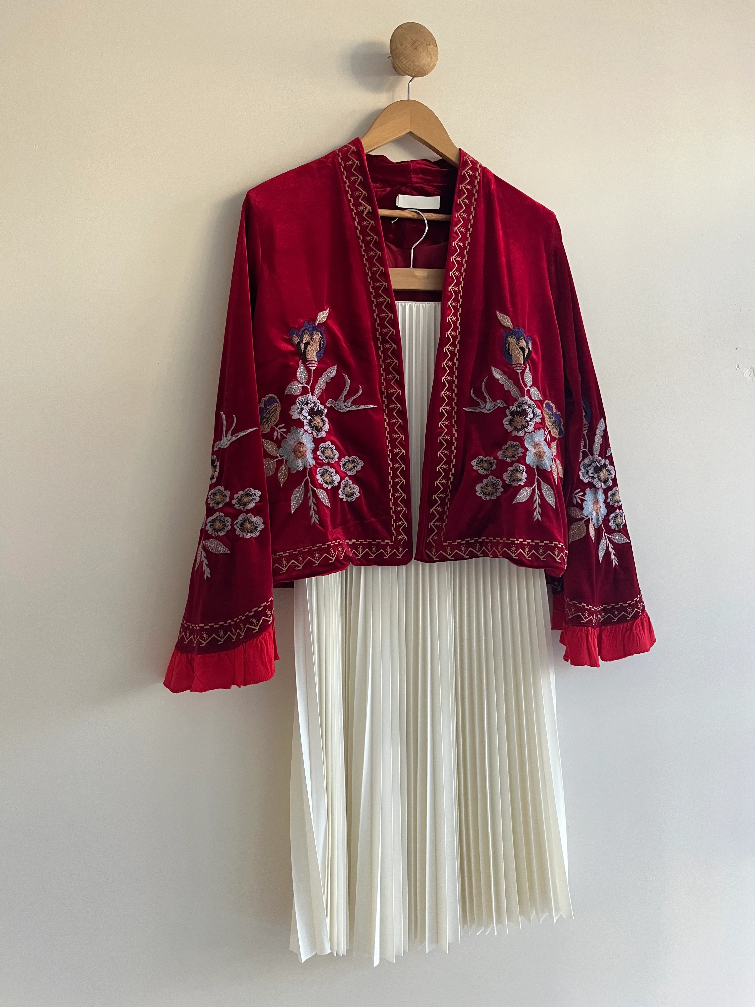 Kadife Nakışlı Ceket